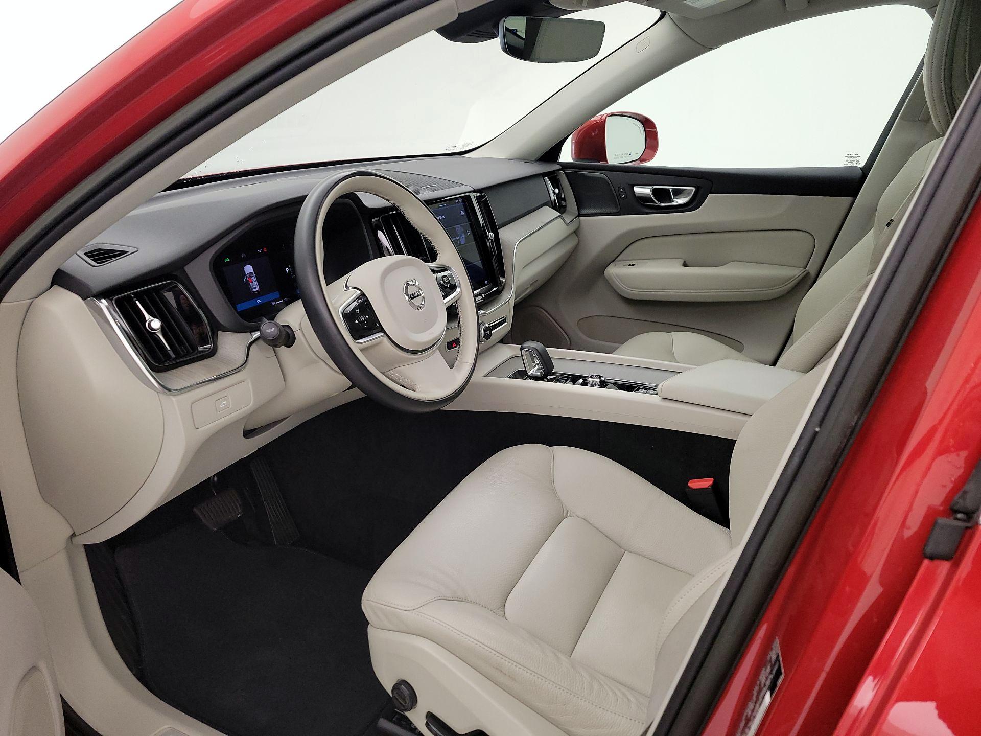 Thumbnail: 2023 Volvo XC60 - 11