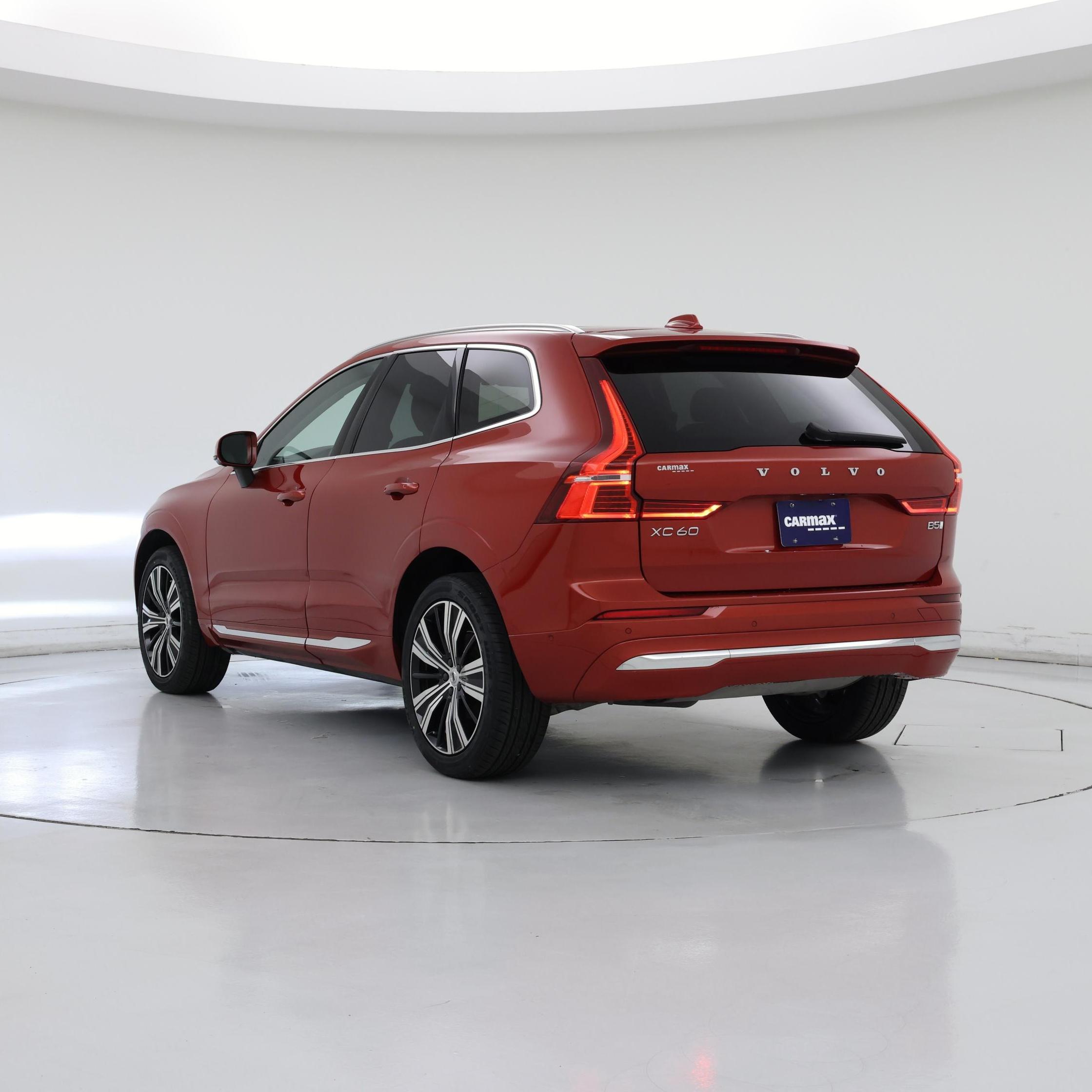 Thumbnail: 2023 Volvo XC60 - 2