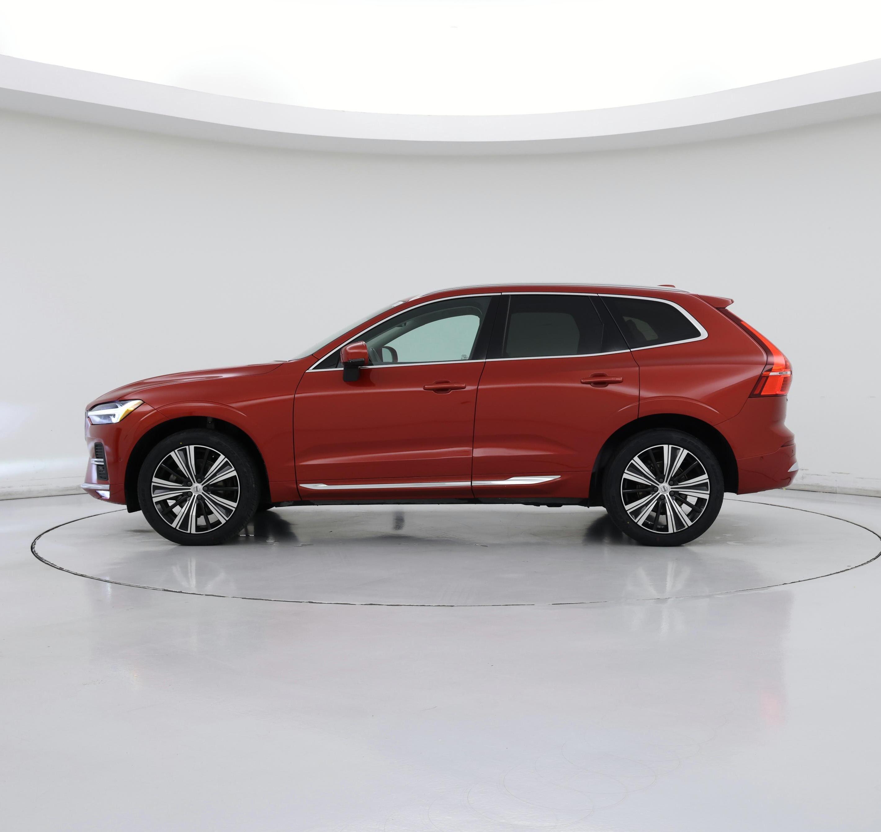 Thumbnail: 2023 Volvo XC60 - 3
