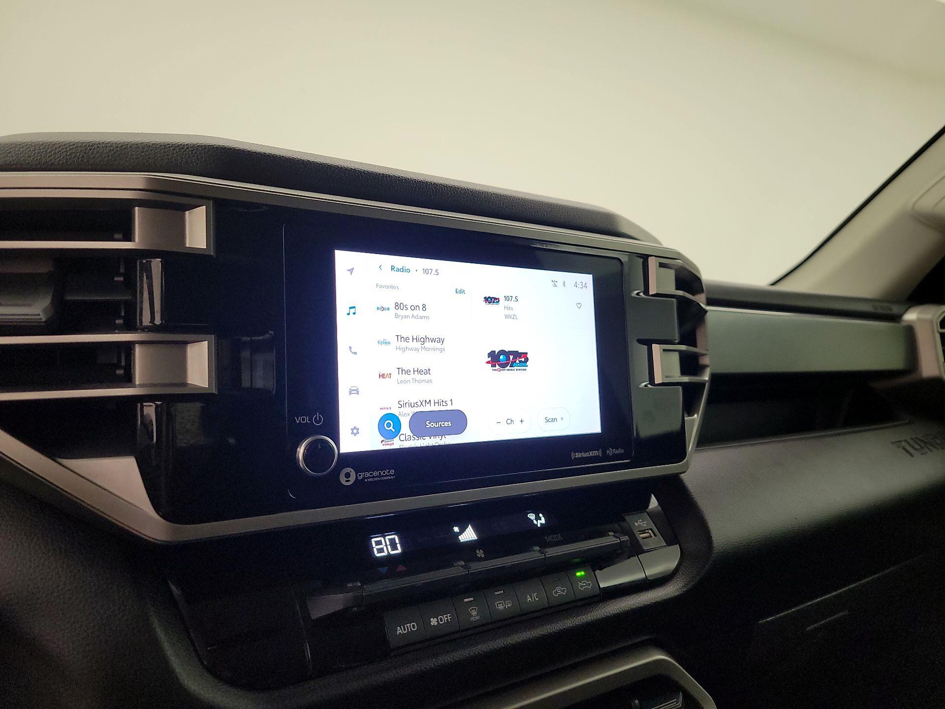 Thumbnail: 2022 Toyota Tundra - 15