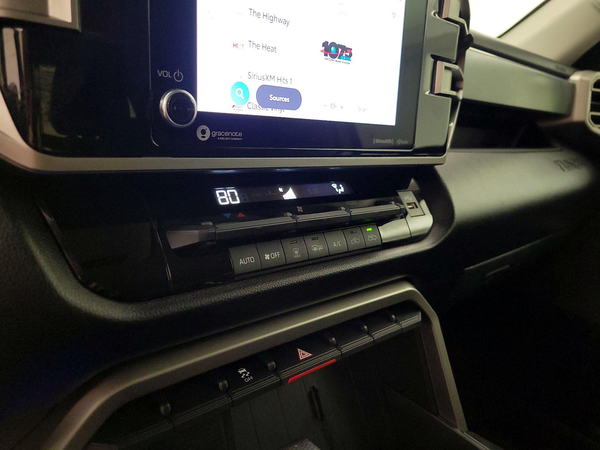 Thumbnail: 2022 Toyota Tundra - 16