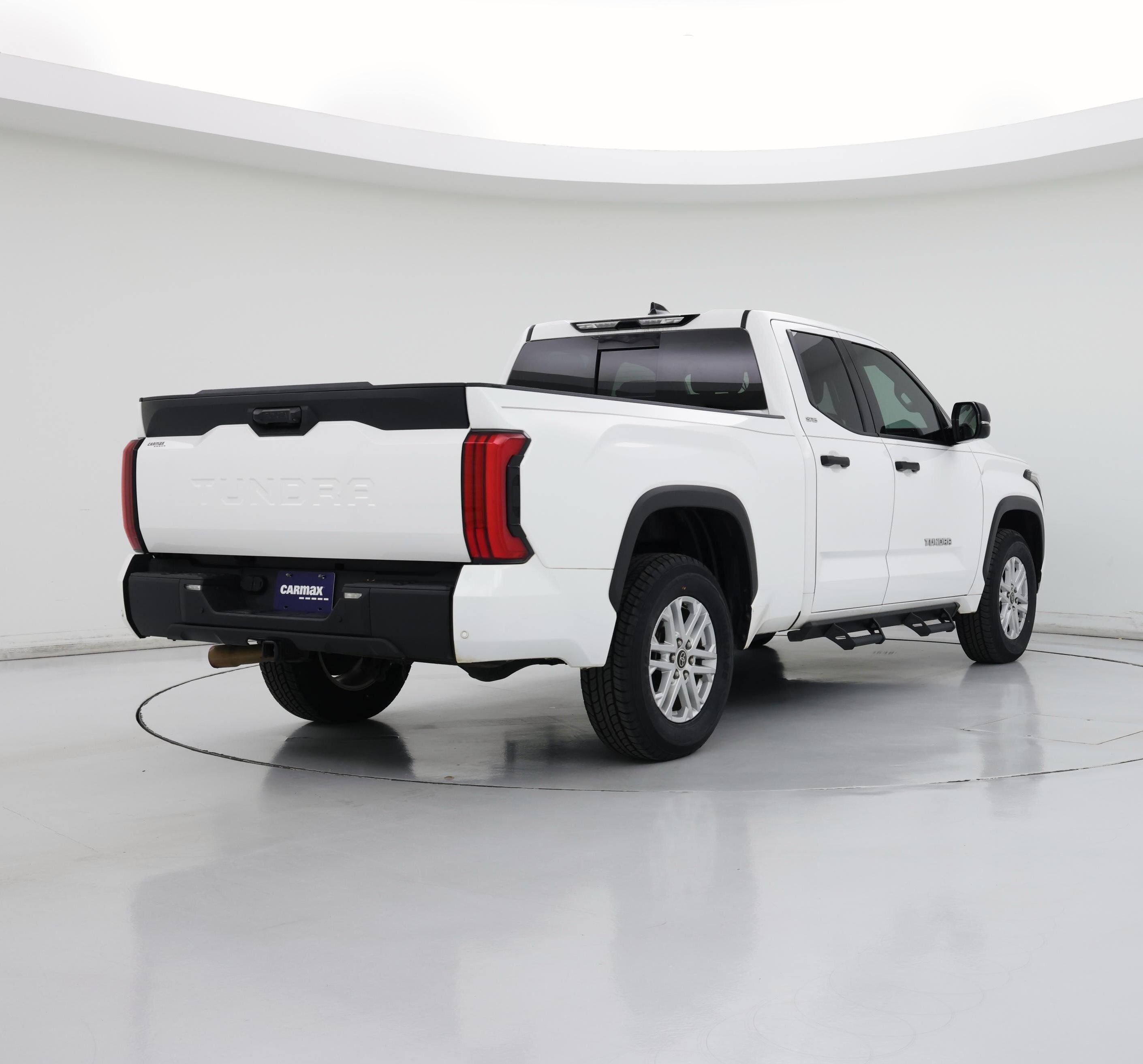 Thumbnail: 2022 Toyota Tundra - 8