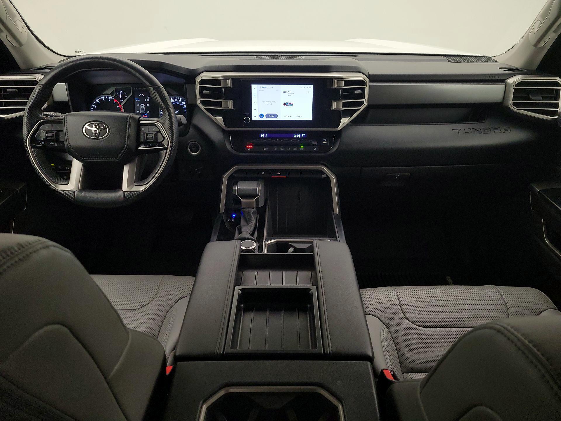 Thumbnail: 2024 Toyota Tundra - 9