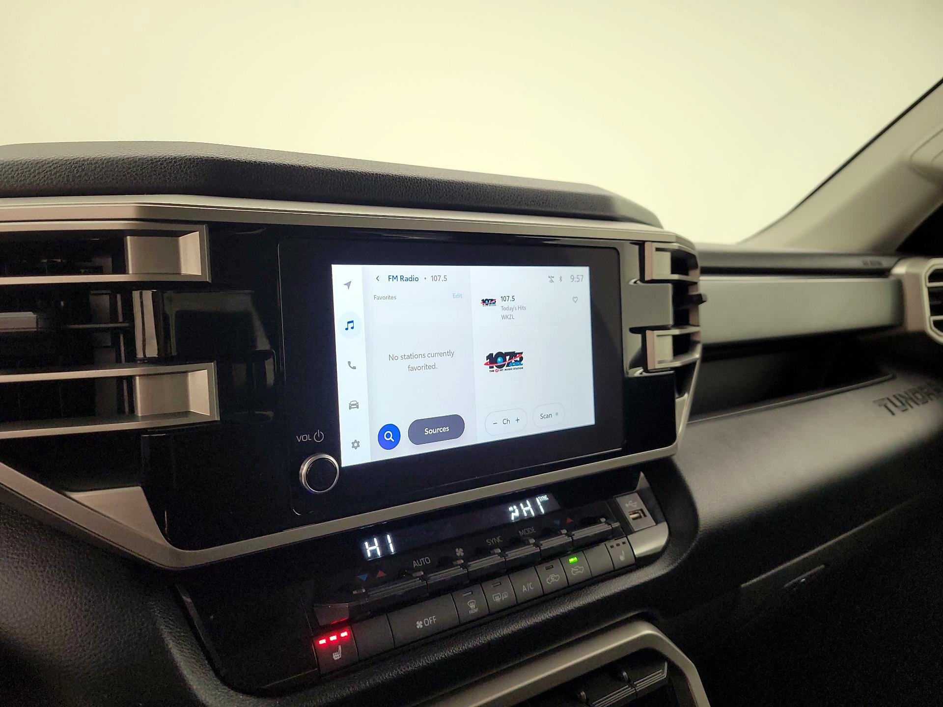 Thumbnail: 2024 Toyota Tundra - 15