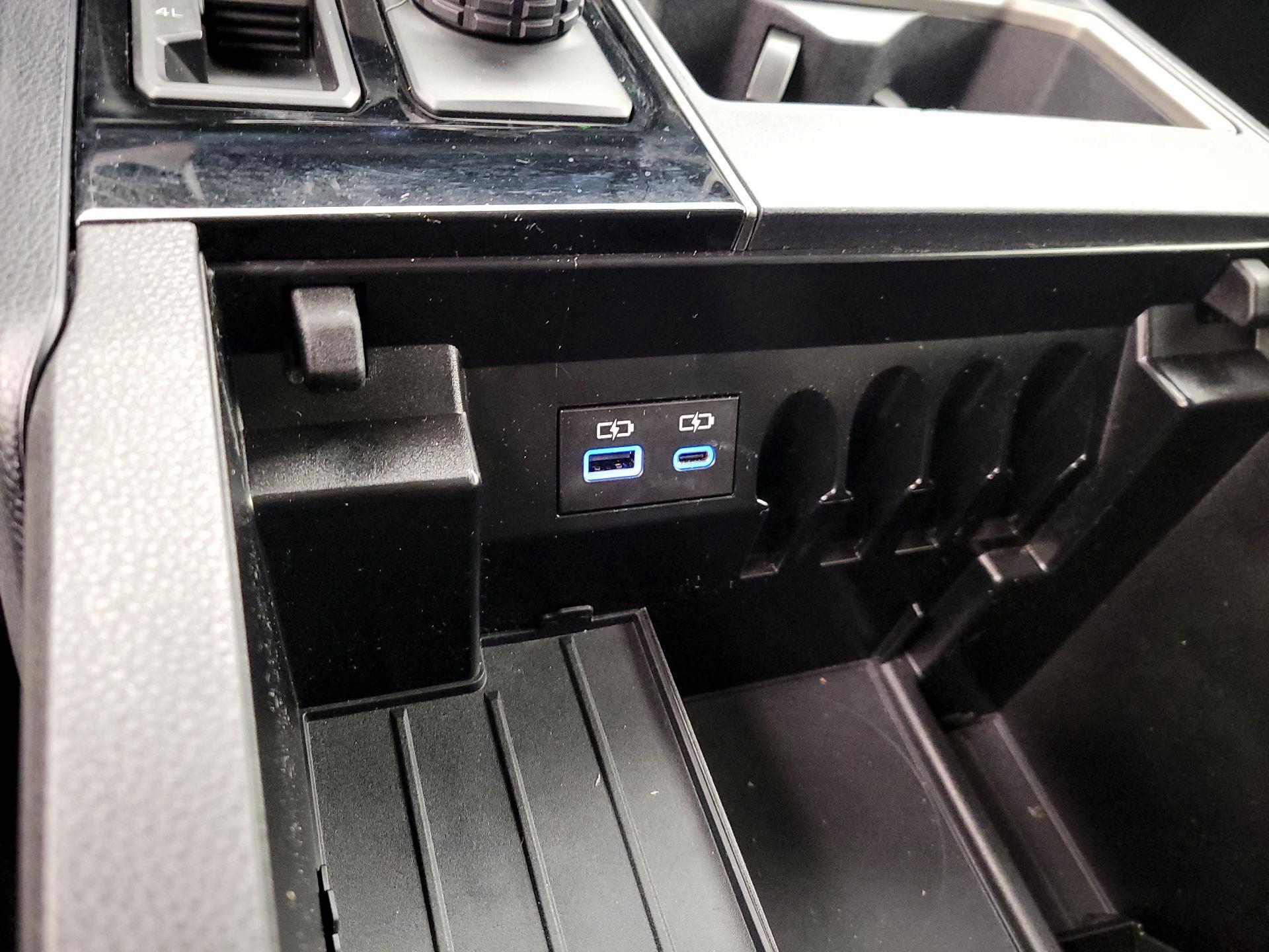 Thumbnail: 2024 Toyota Tundra - 18