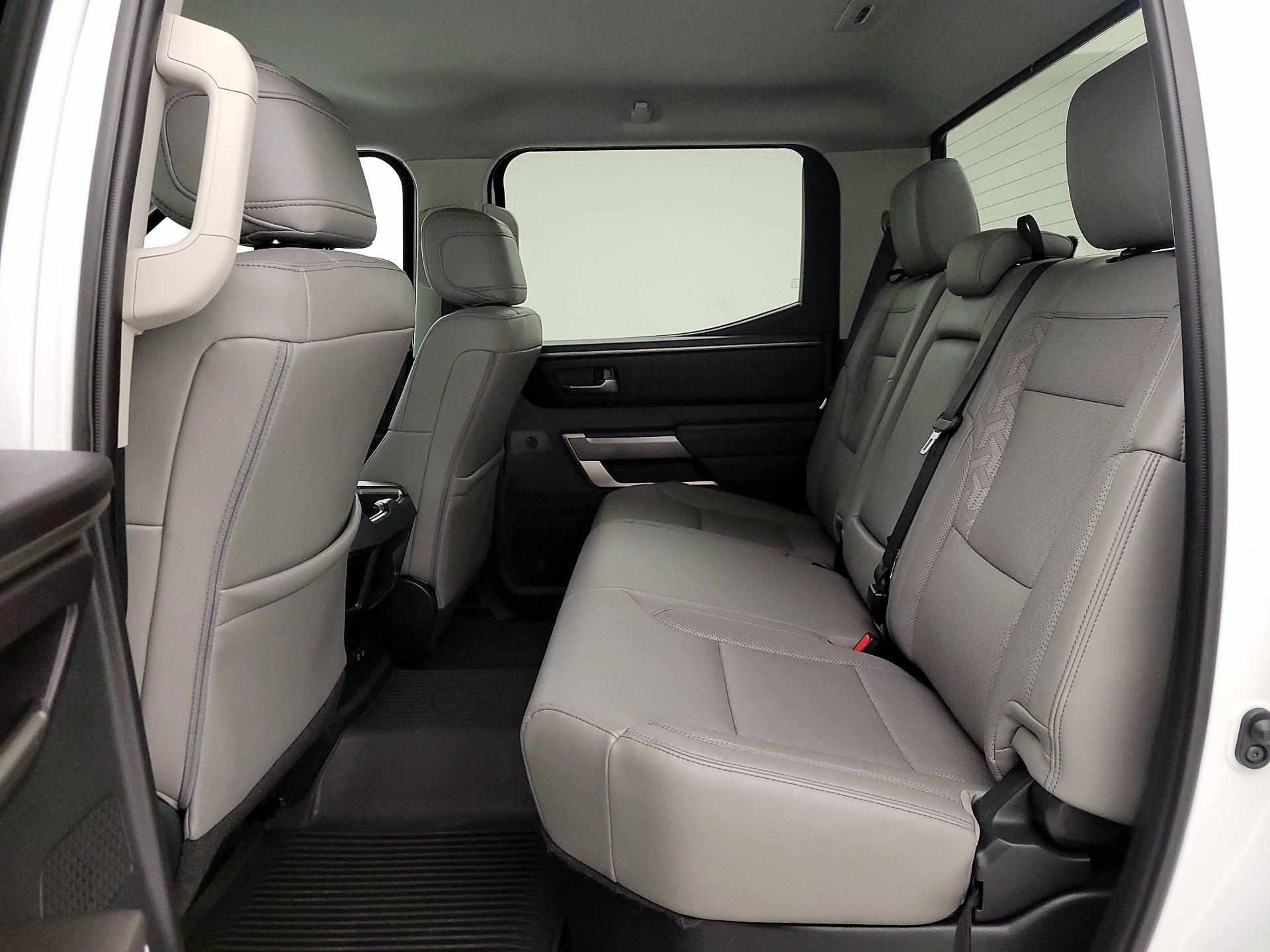 Thumbnail: 2024 Toyota Tundra - 19