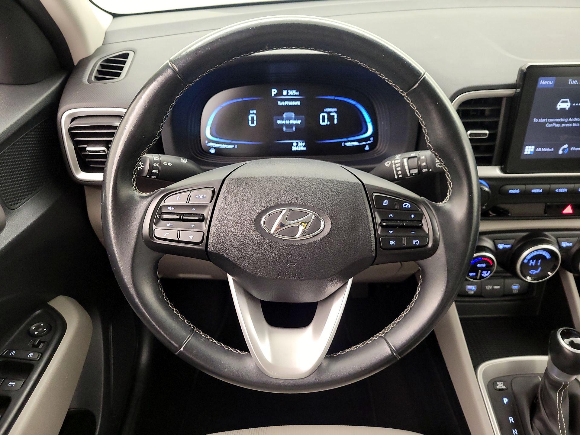 Thumbnail: 2024 Hyundai Venue - 10