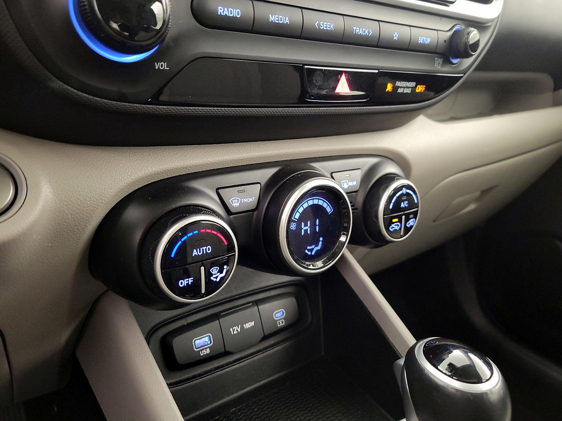 Thumbnail: 2024 Hyundai Venue - 16