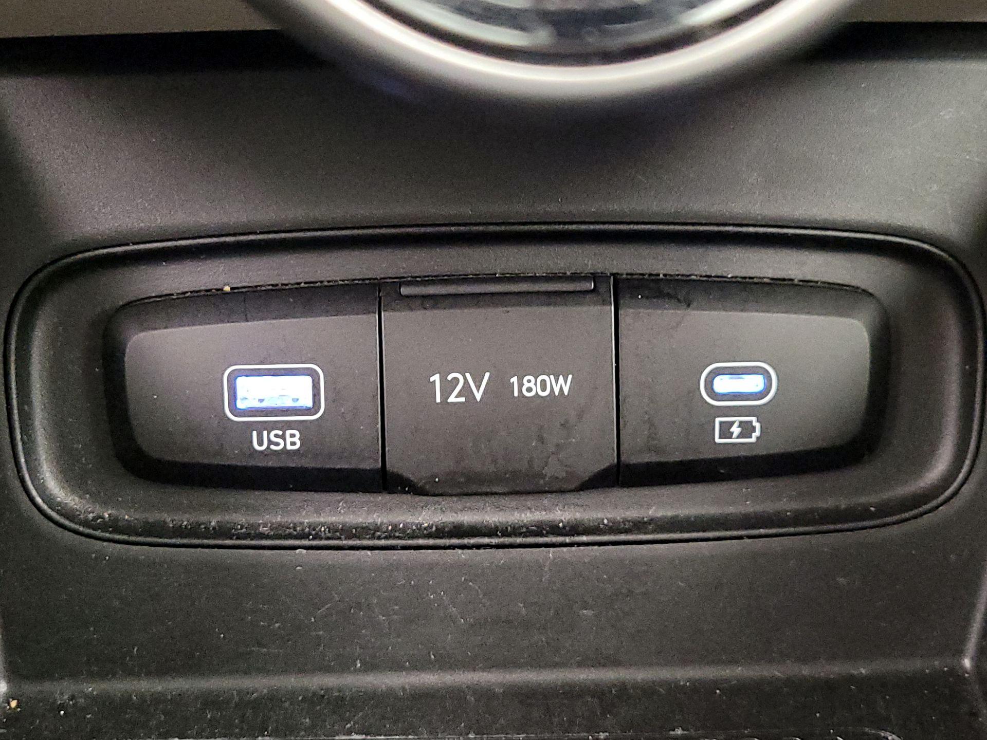 Thumbnail: 2024 Hyundai Venue - 18