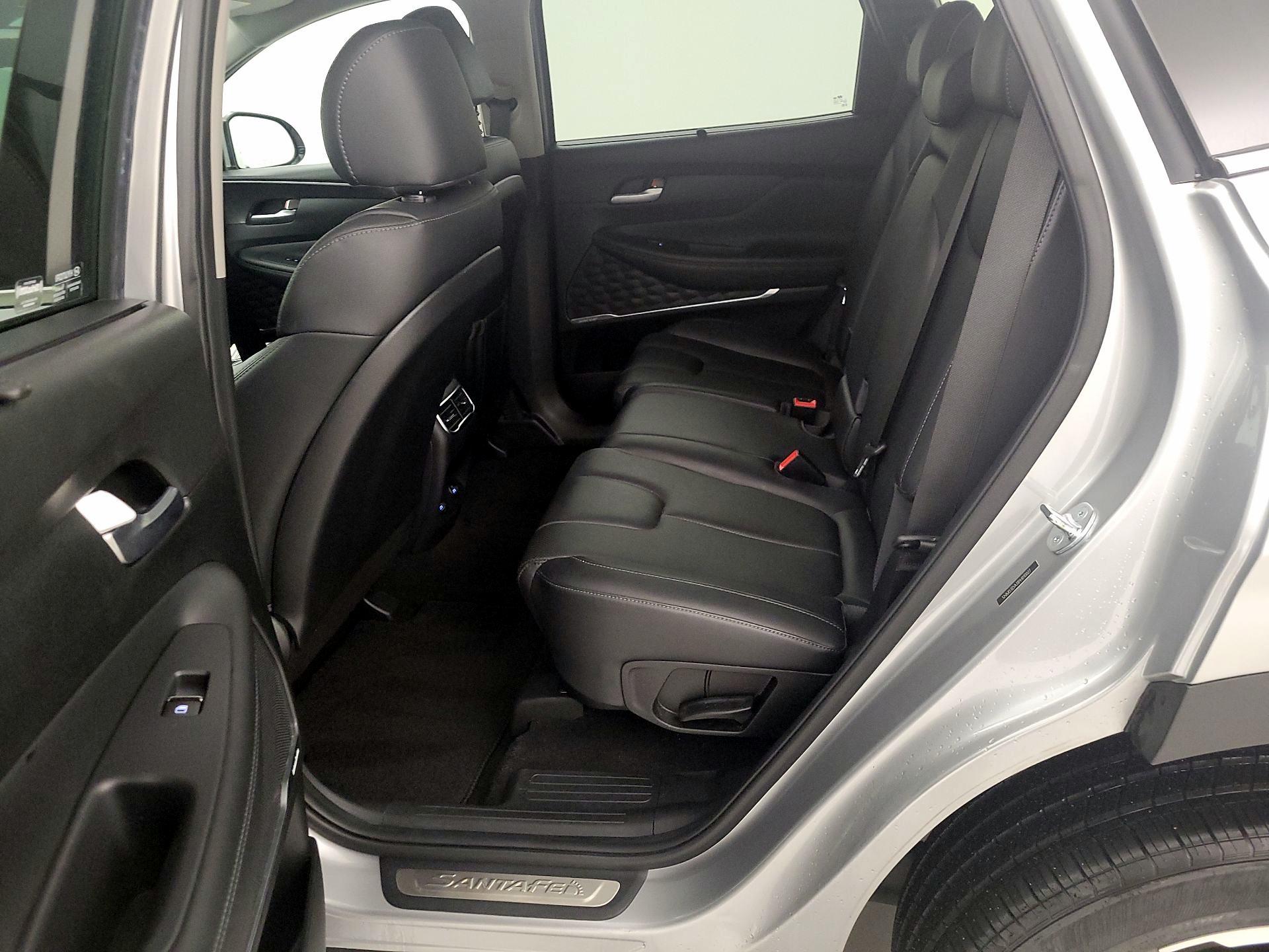 Thumbnail: 2023 Hyundai Santa Fe - 18