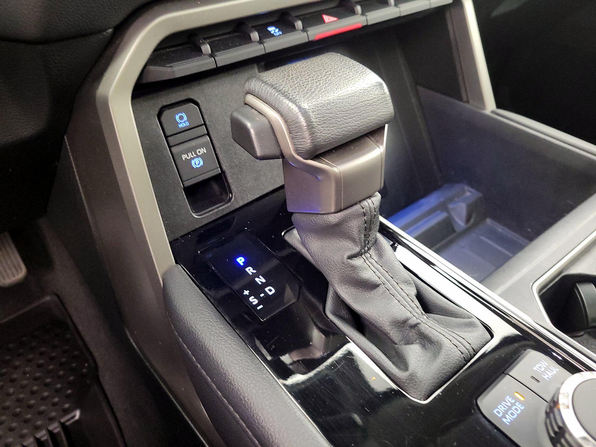 Thumbnail: 2023 Toyota Tundra - 17