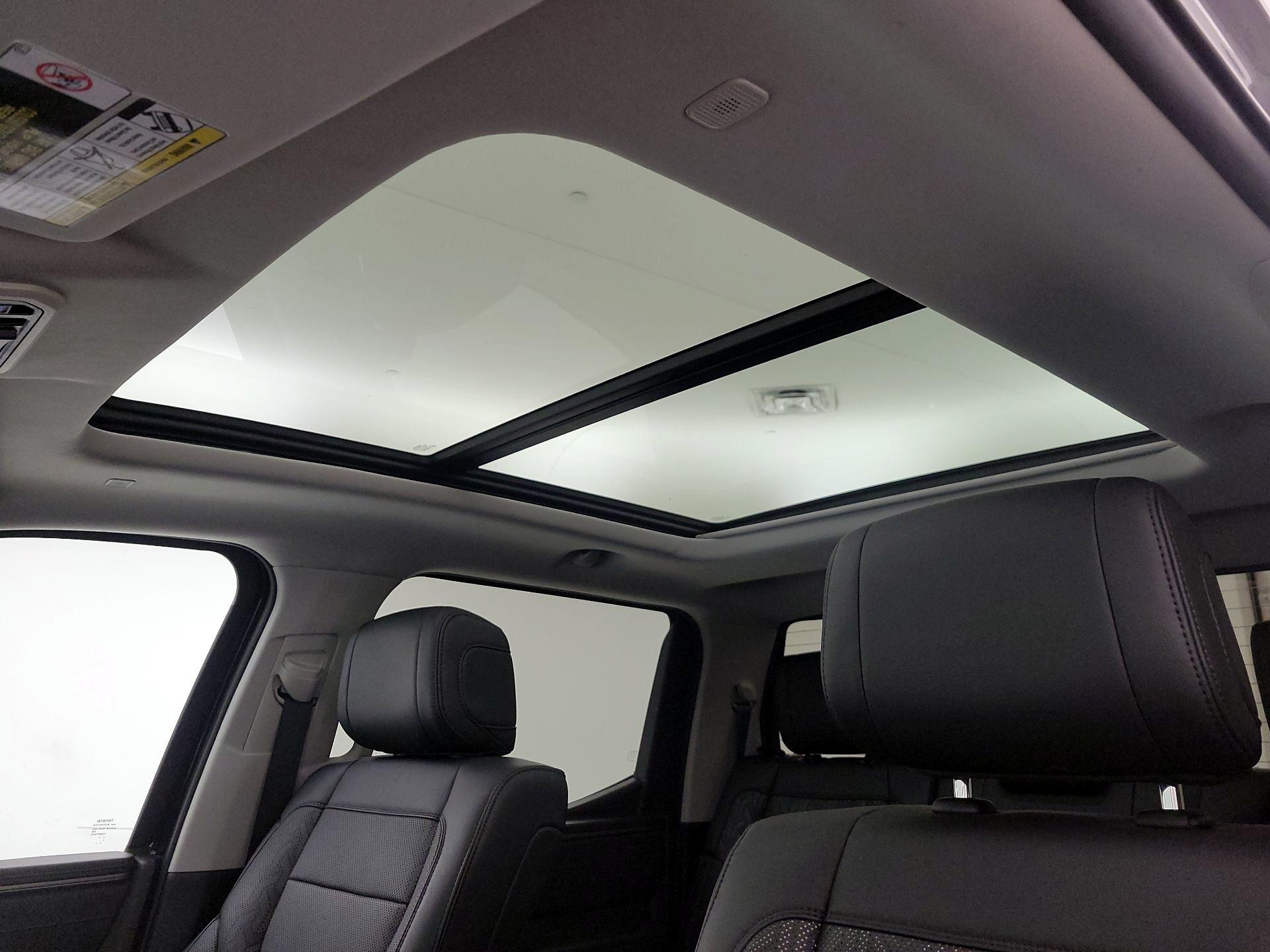 Thumbnail: 2023 Toyota Tundra - 19