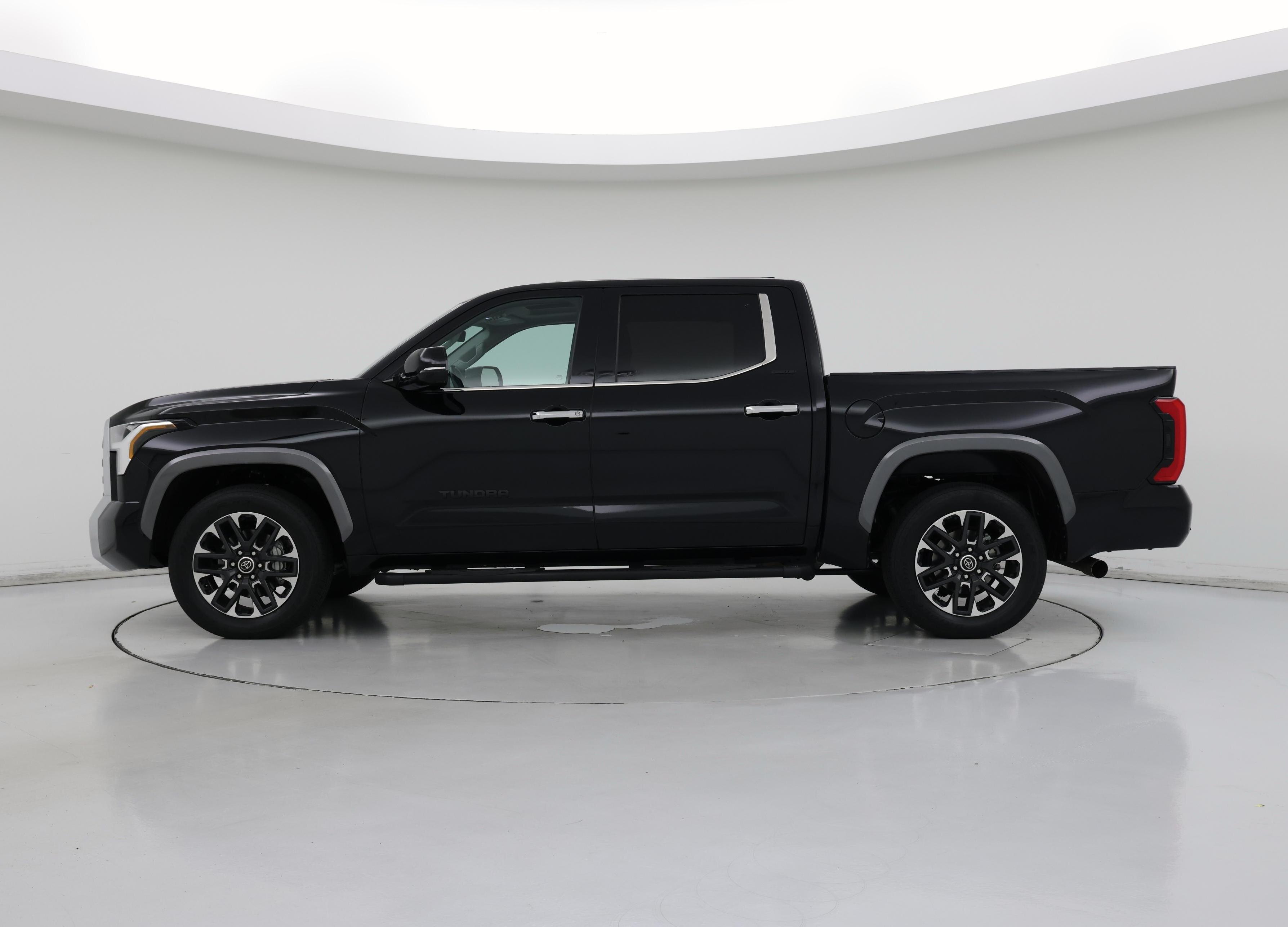 Thumbnail: 2023 Toyota Tundra - 3