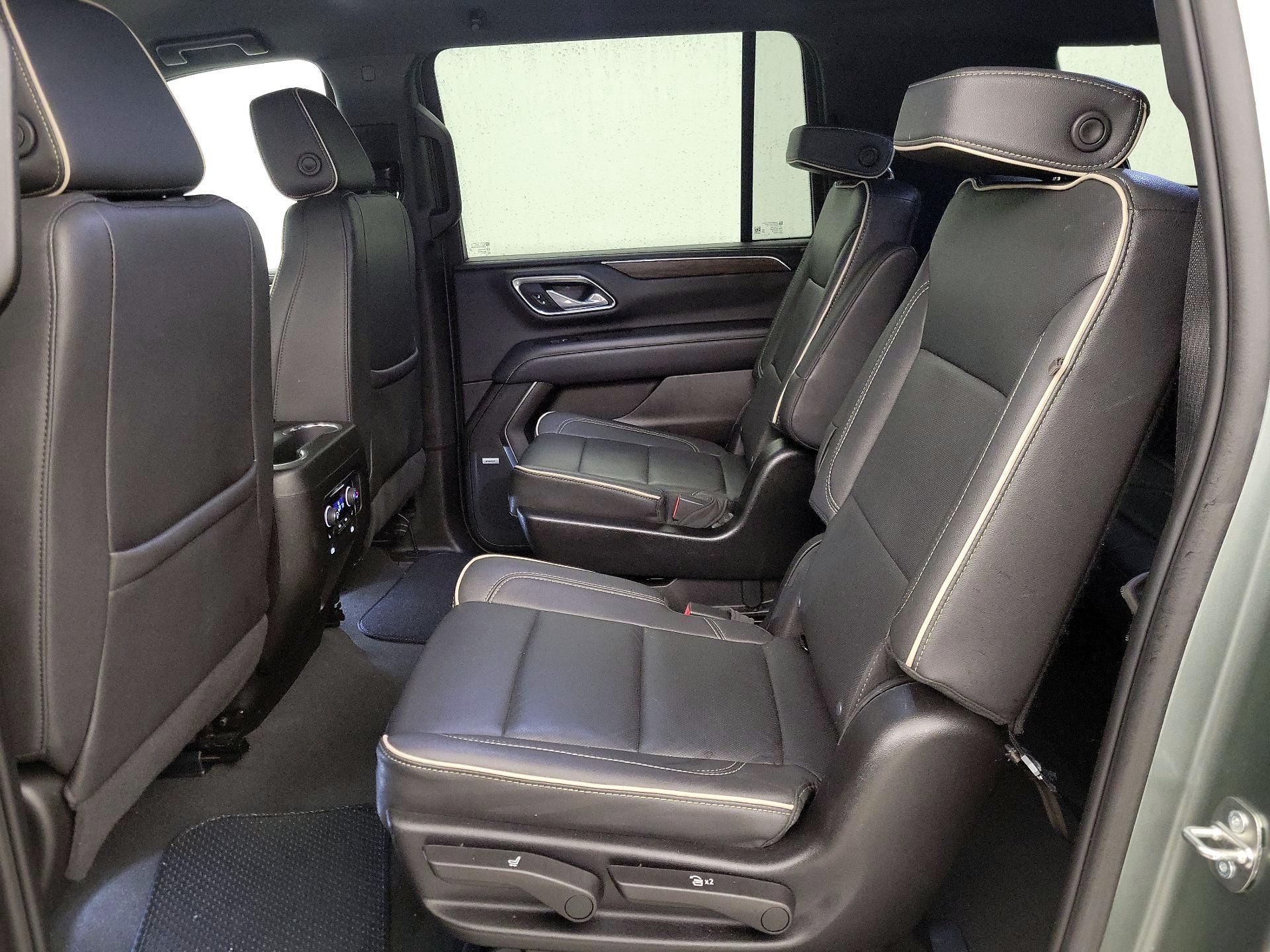 Thumbnail: 2023 Chevrolet Suburban - 19