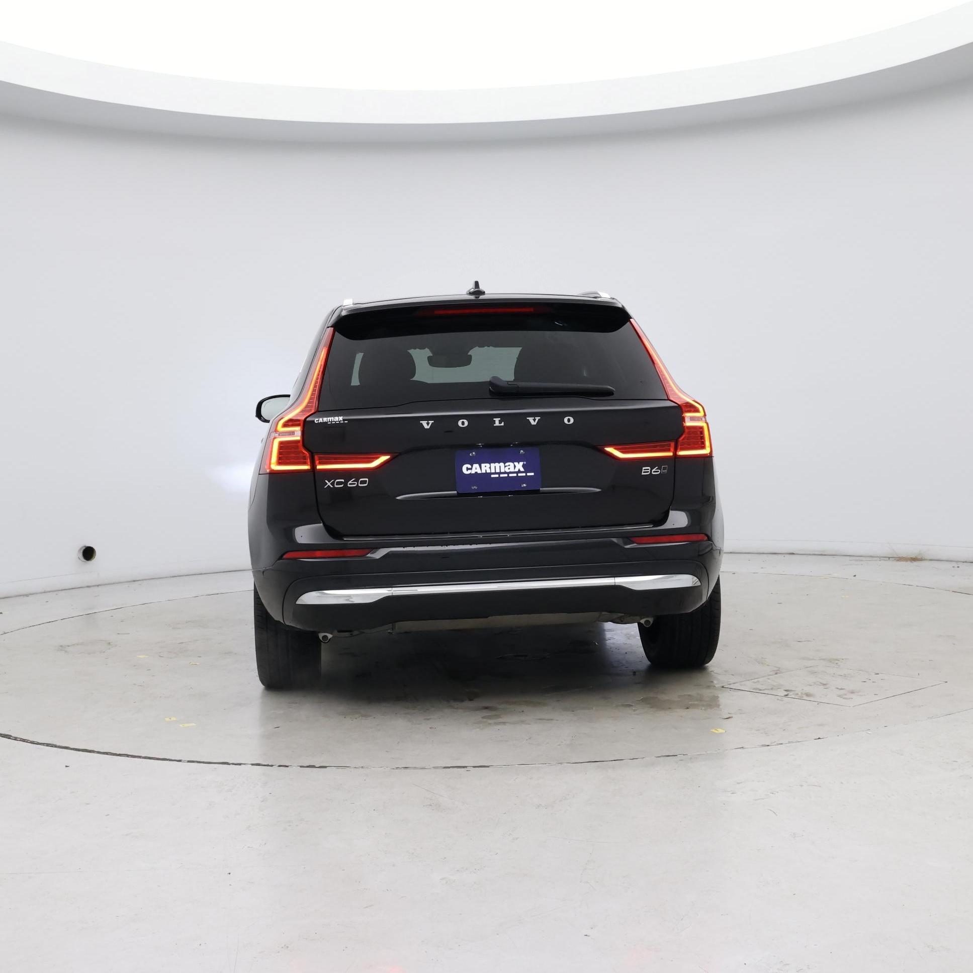 Thumbnail: 2022 Volvo XC60 - 6