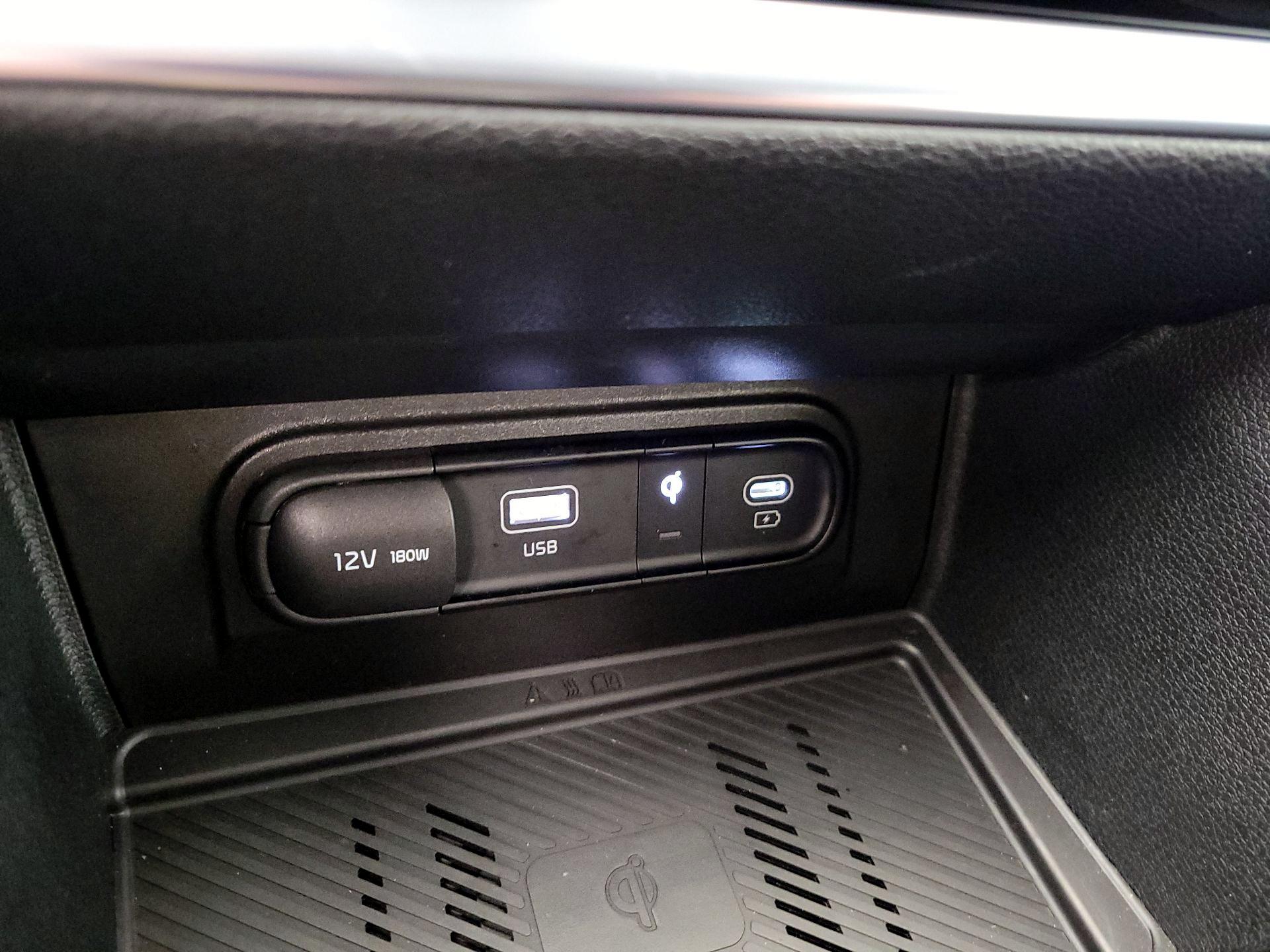 Thumbnail: 2023 Kia Sportage - 19