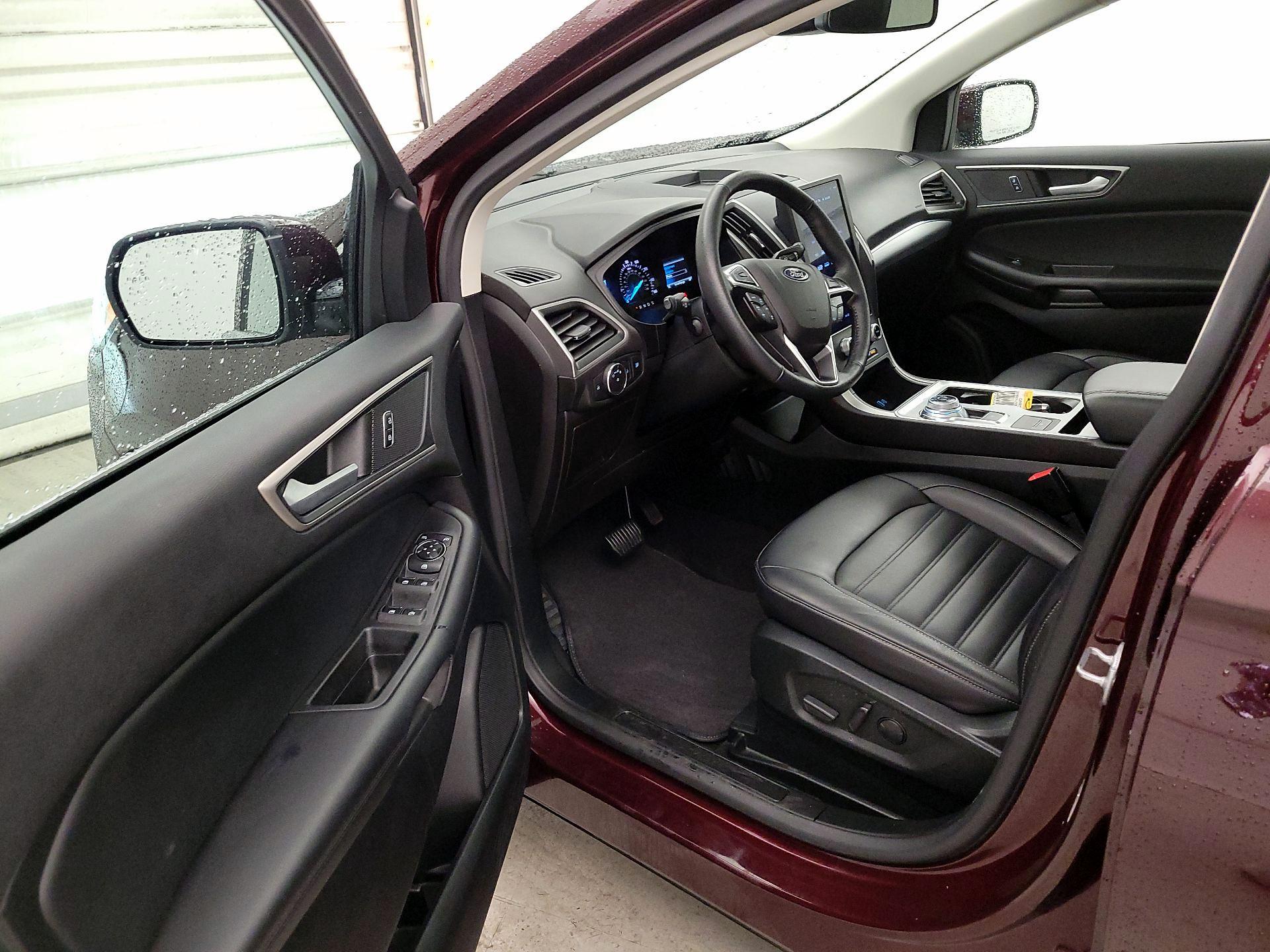 Thumbnail: 2022 Ford Edge - 11