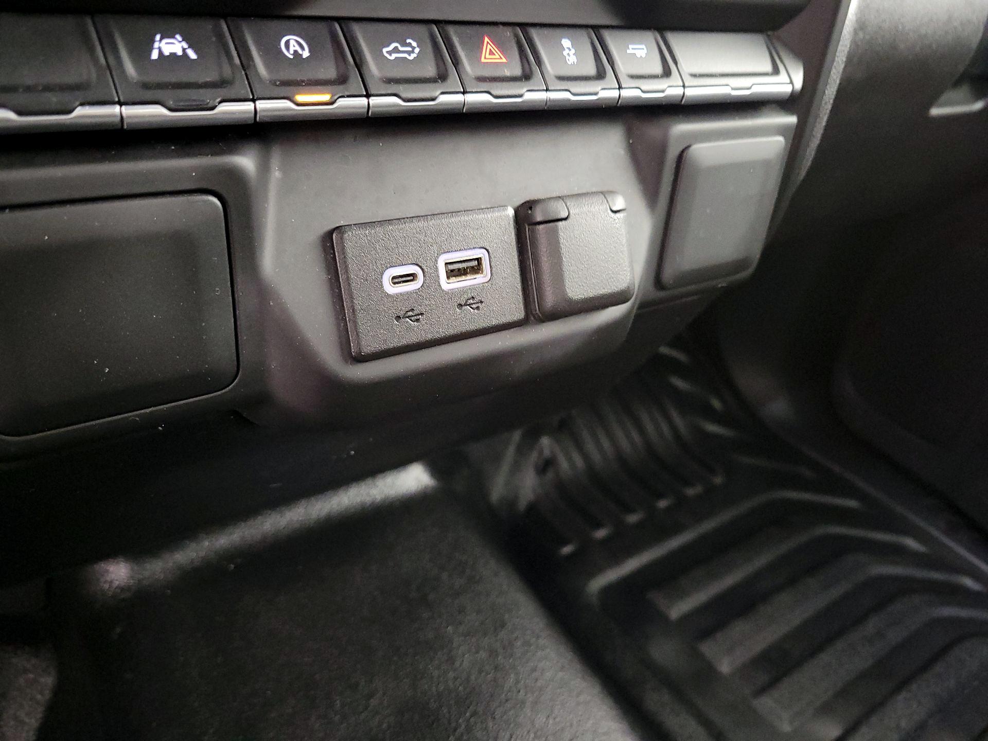 Thumbnail: 2023 Chevrolet Silverado 1500 - 18