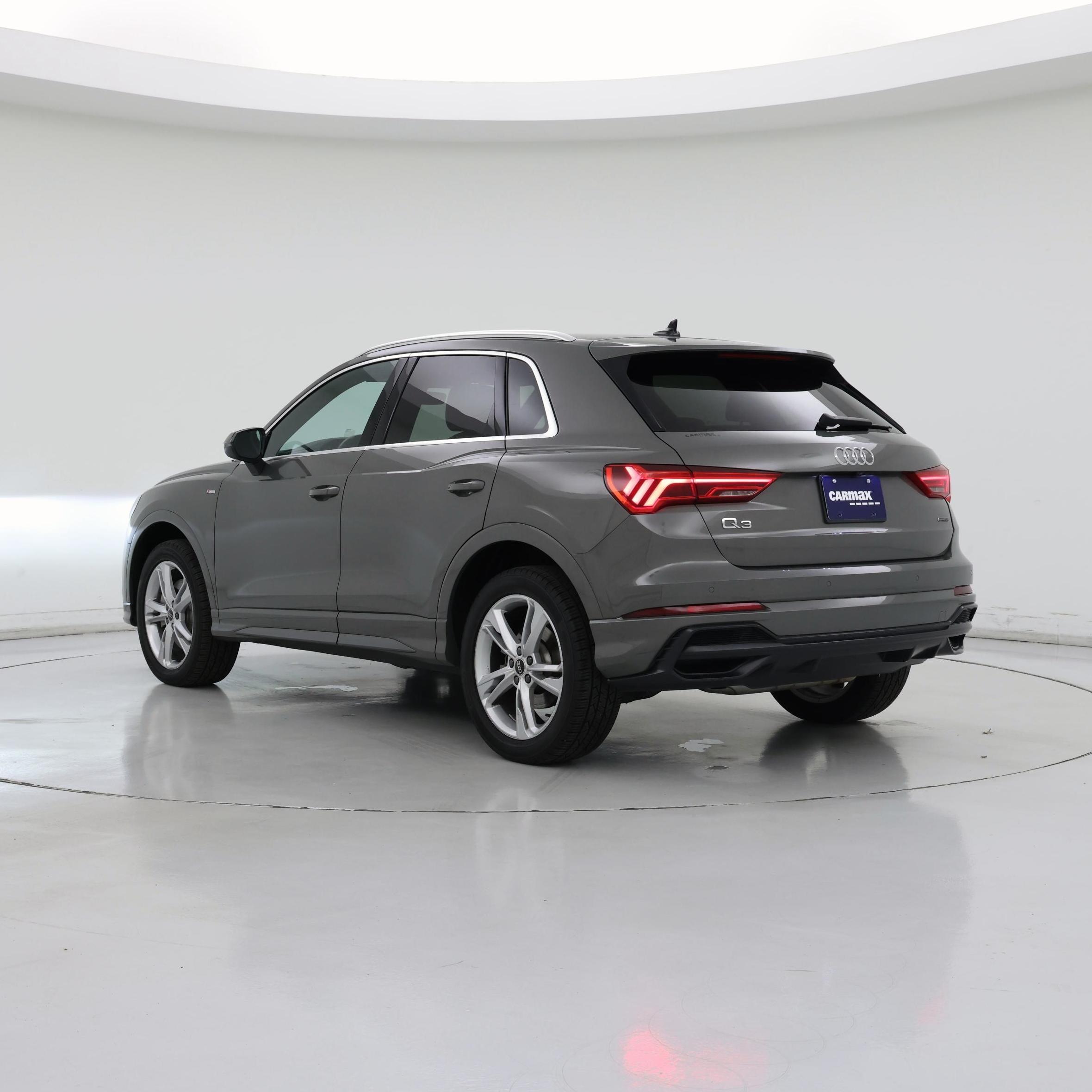 Thumbnail: 2022 Audi Q3 - 2