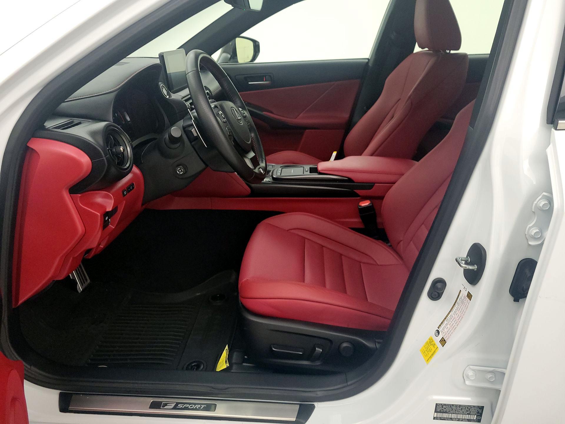 Thumbnail: 2023 Lexus IS - 11