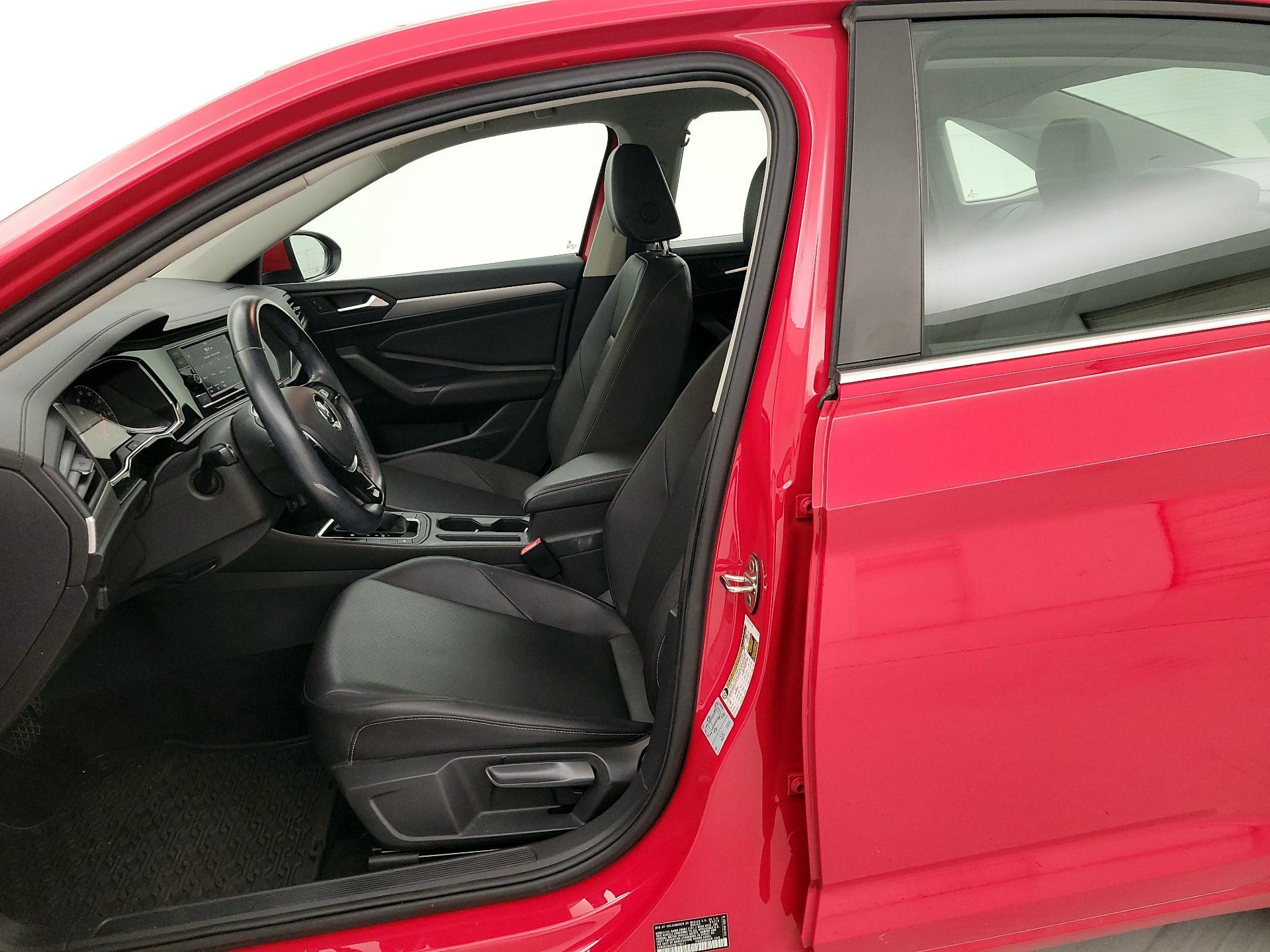 Thumbnail: 2019 Volkswagen Jetta - 11