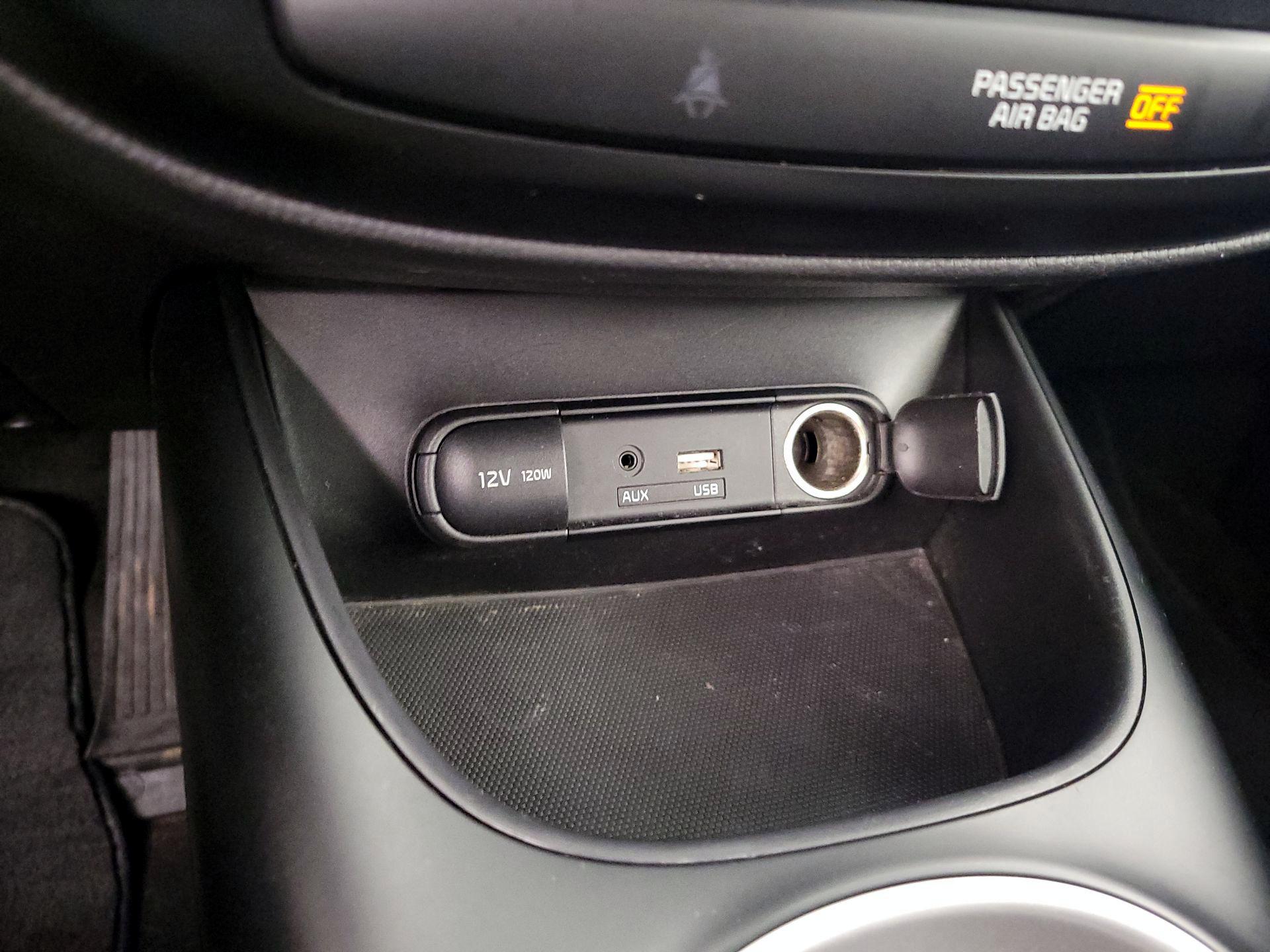 Thumbnail: 2018 Kia Soul - 17