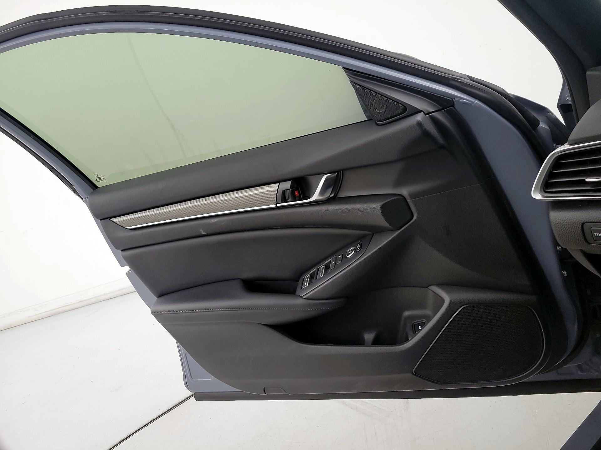 Thumbnail: 2021 Honda Accord - 12