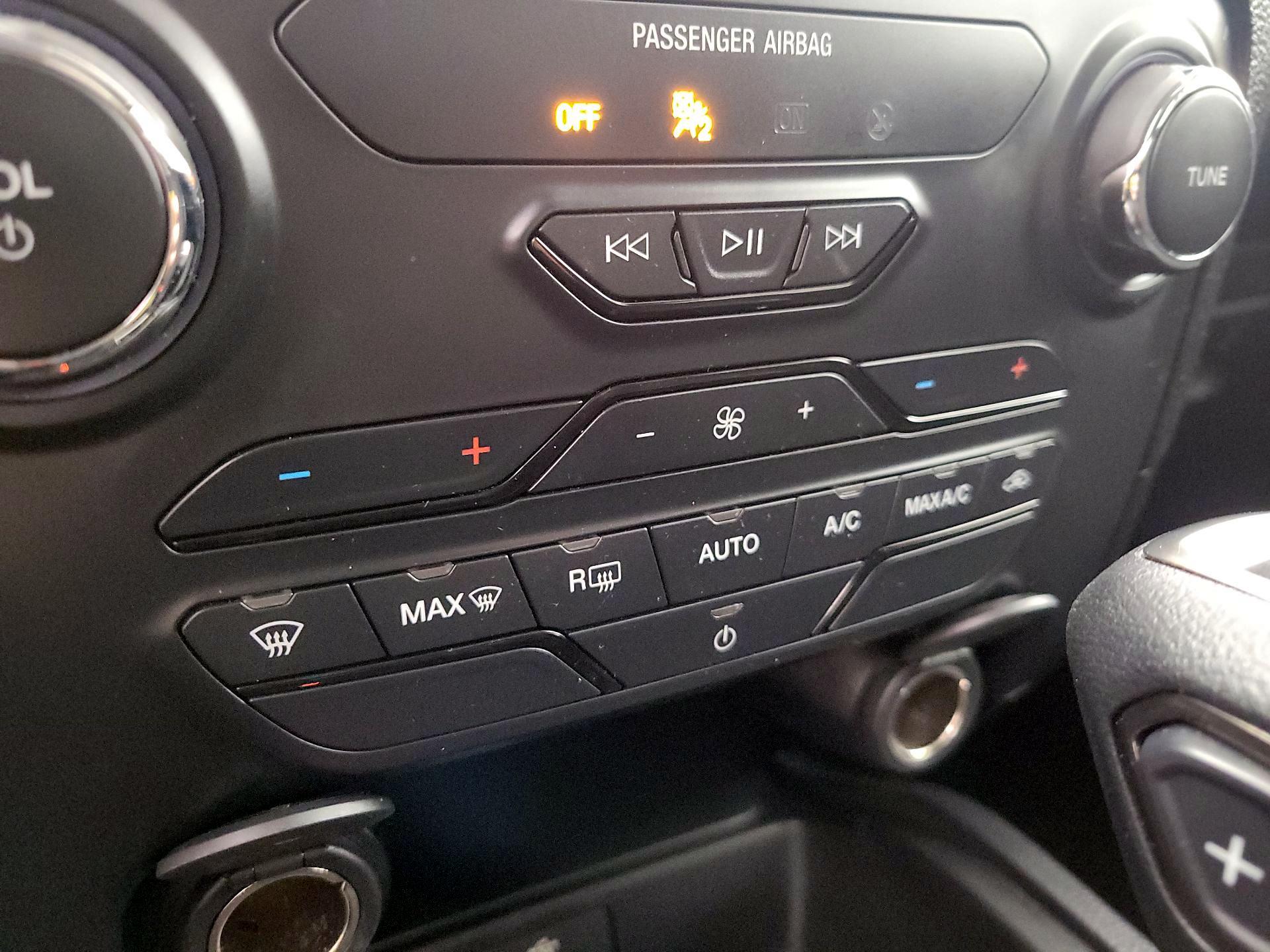 Thumbnail: 2021 Ford Ranger - 16