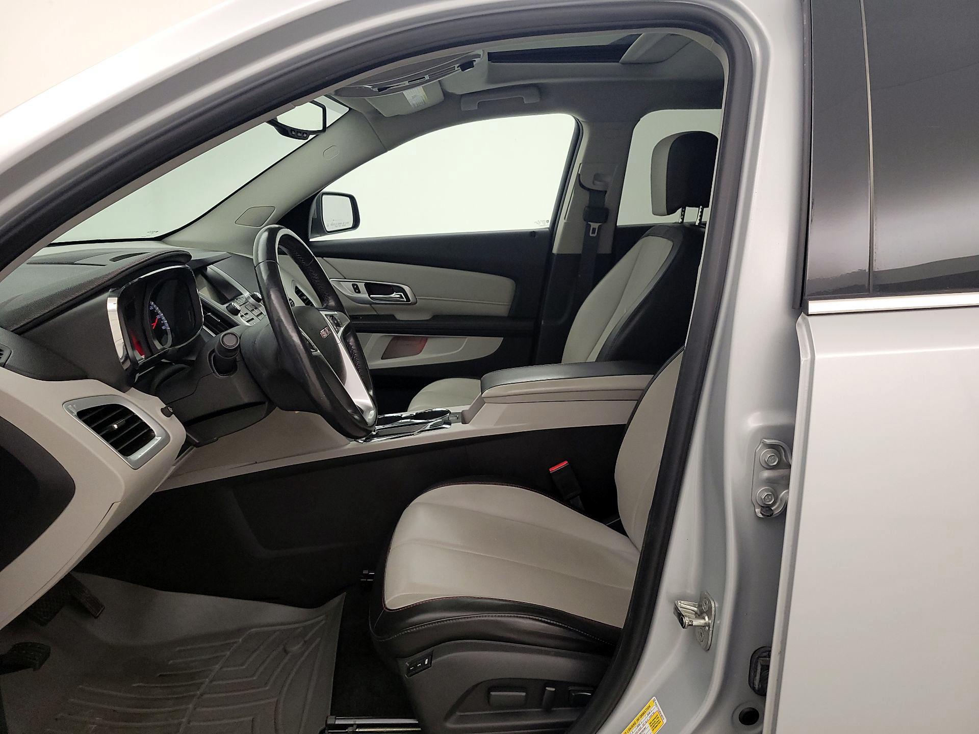 Thumbnail: 2015 GMC Terrain - 11