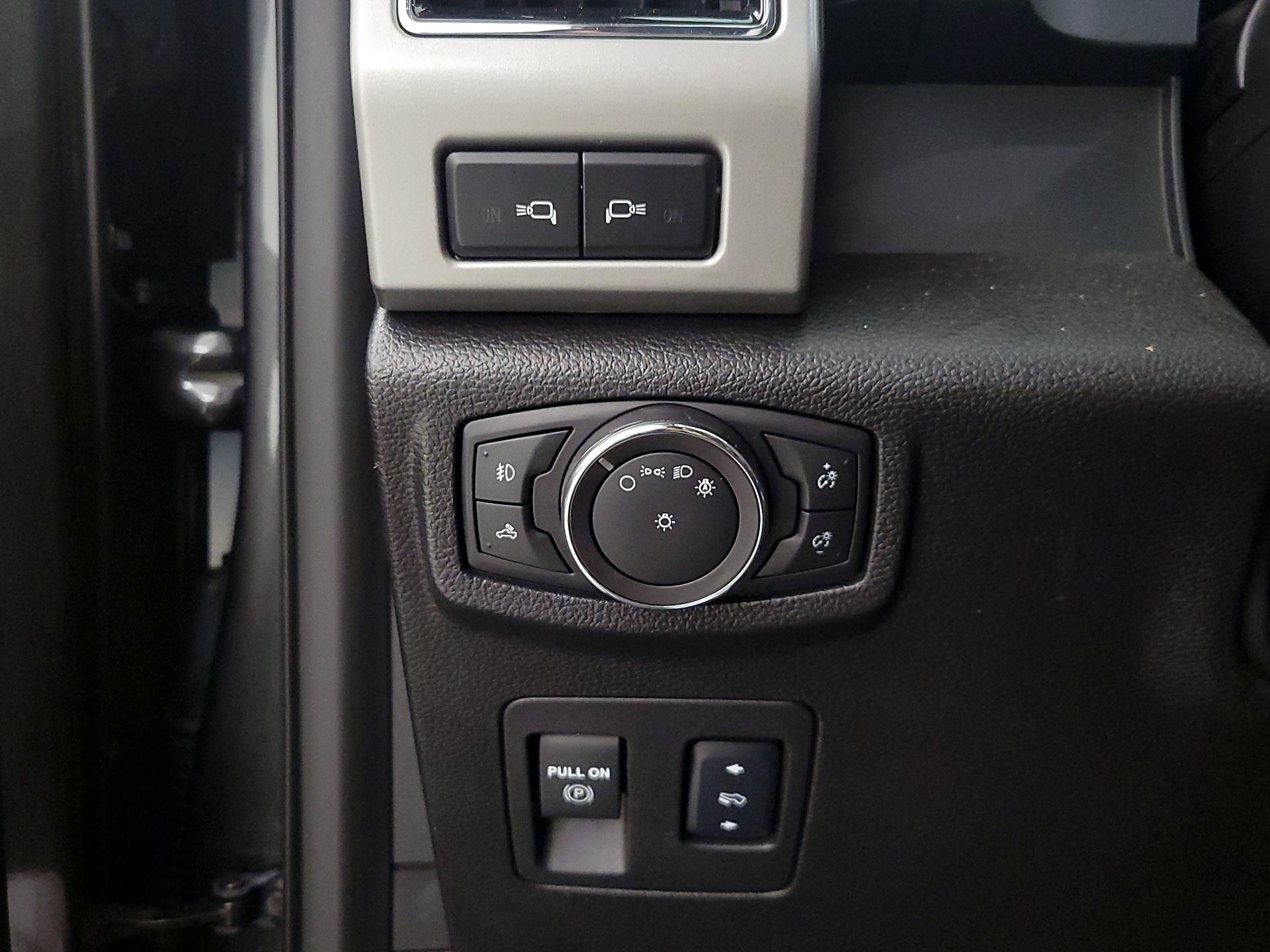 Thumbnail: 2018 Ford F-150 - 13