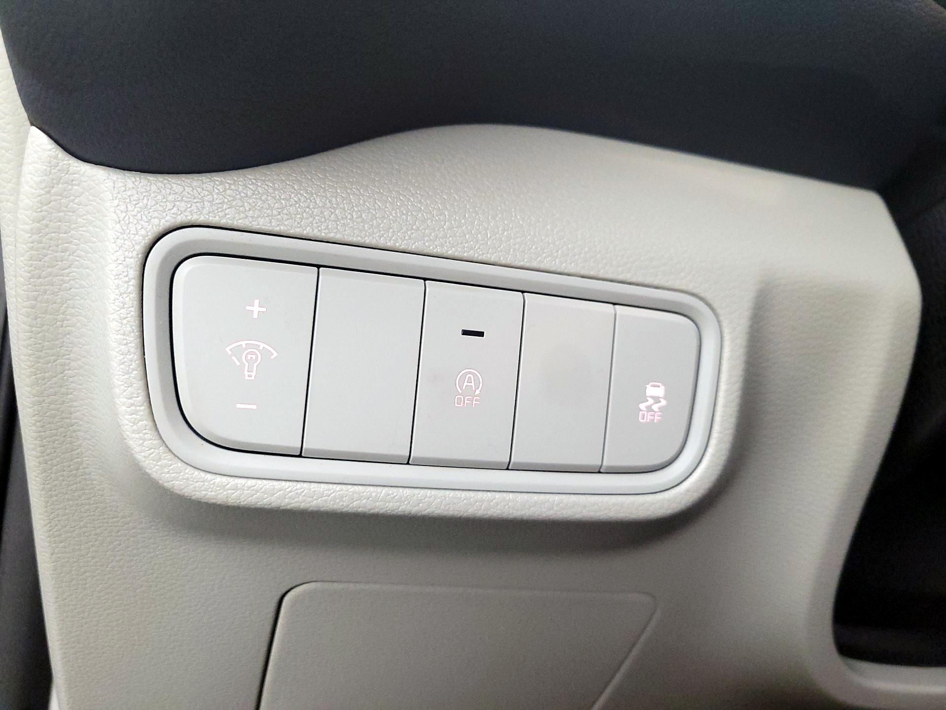 Thumbnail: 2021 Kia Soul - 13