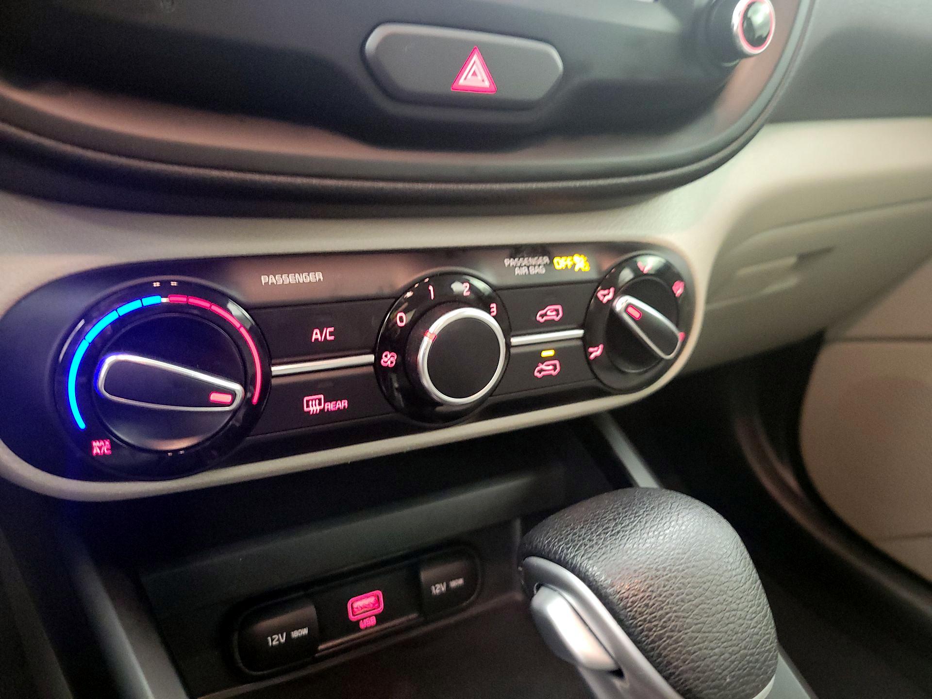 Thumbnail: 2021 Kia Soul - 16