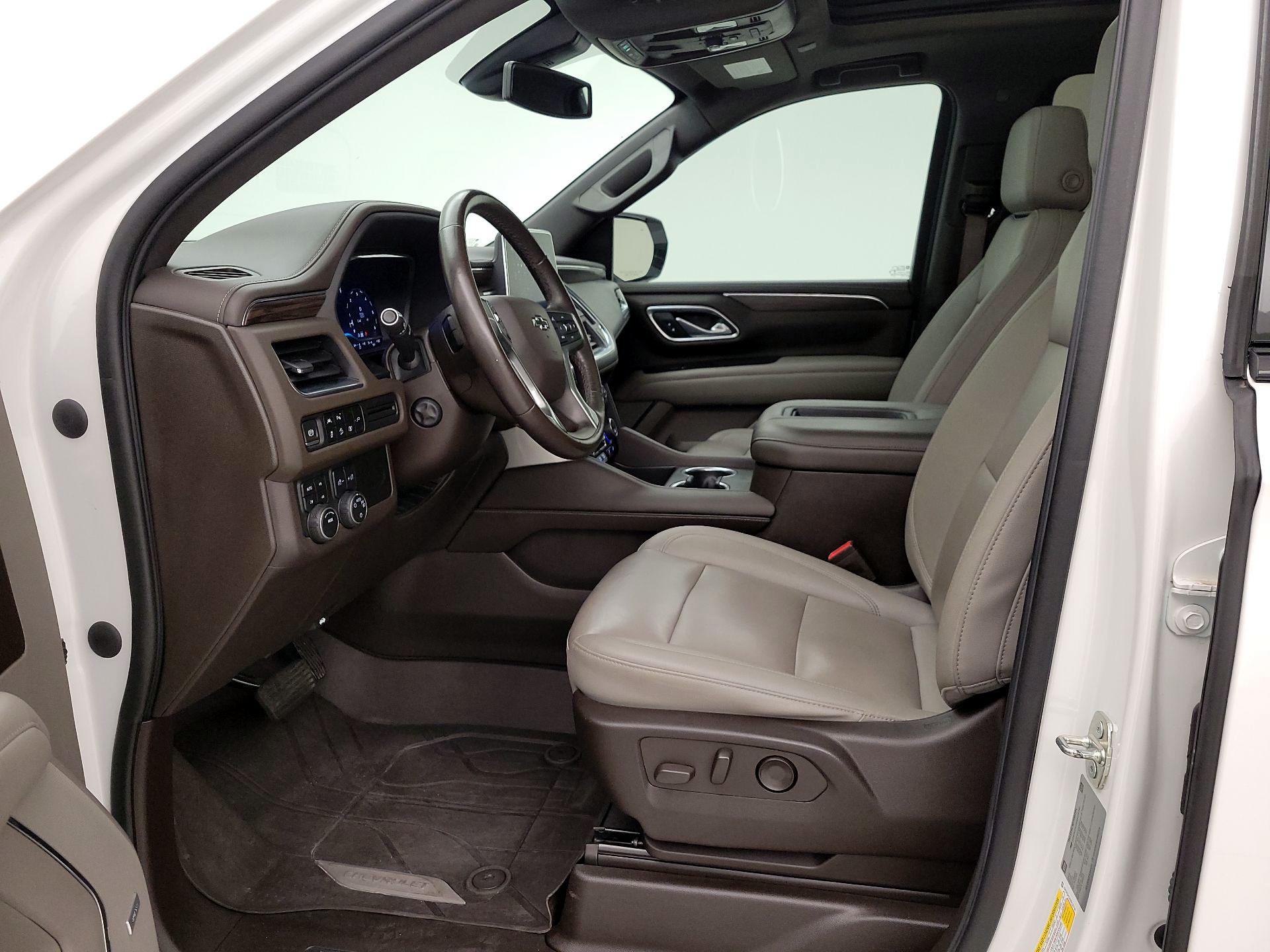 Thumbnail: 2022 Chevrolet Suburban - 11