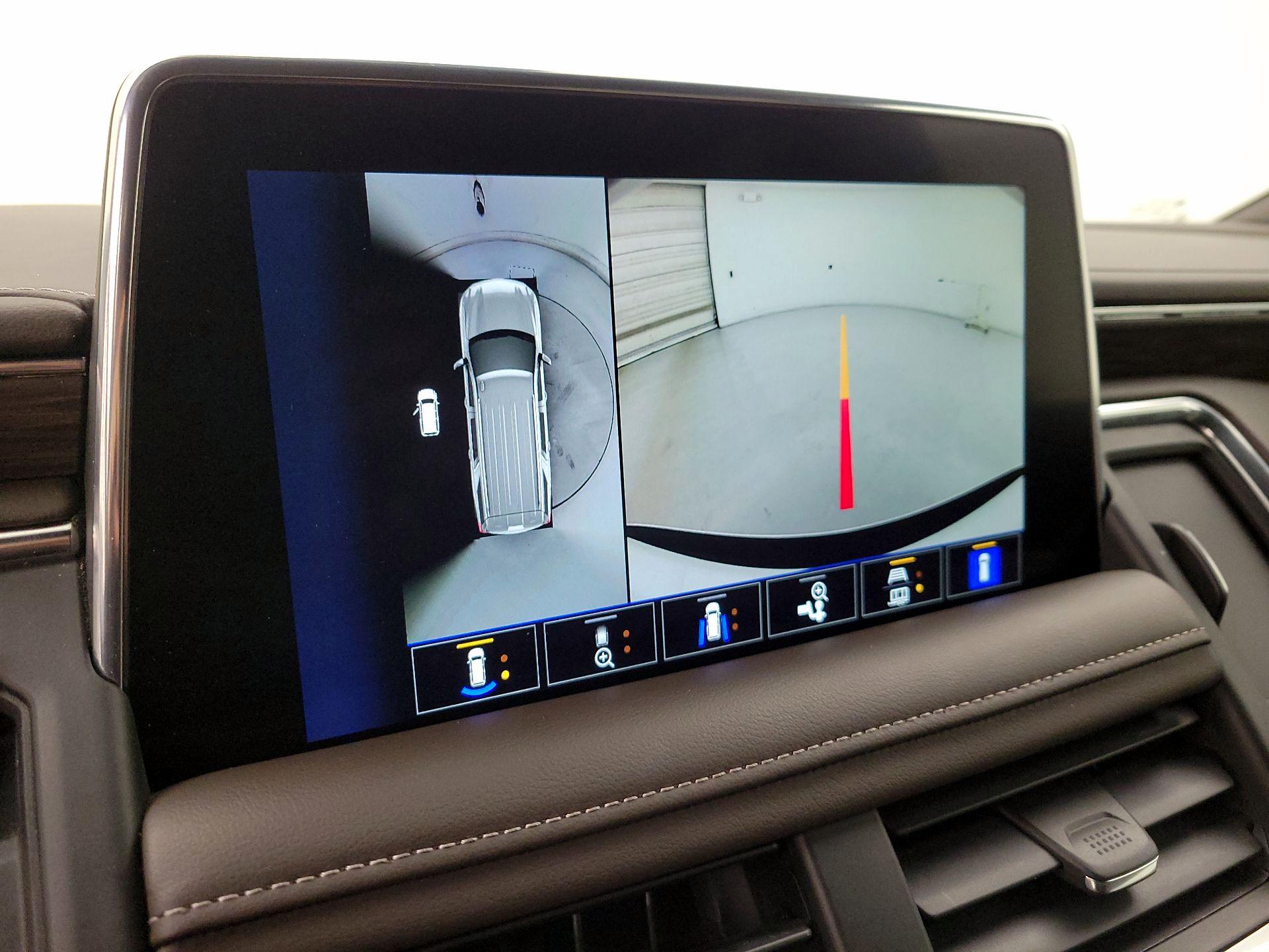 Thumbnail: 2022 Chevrolet Suburban - 15