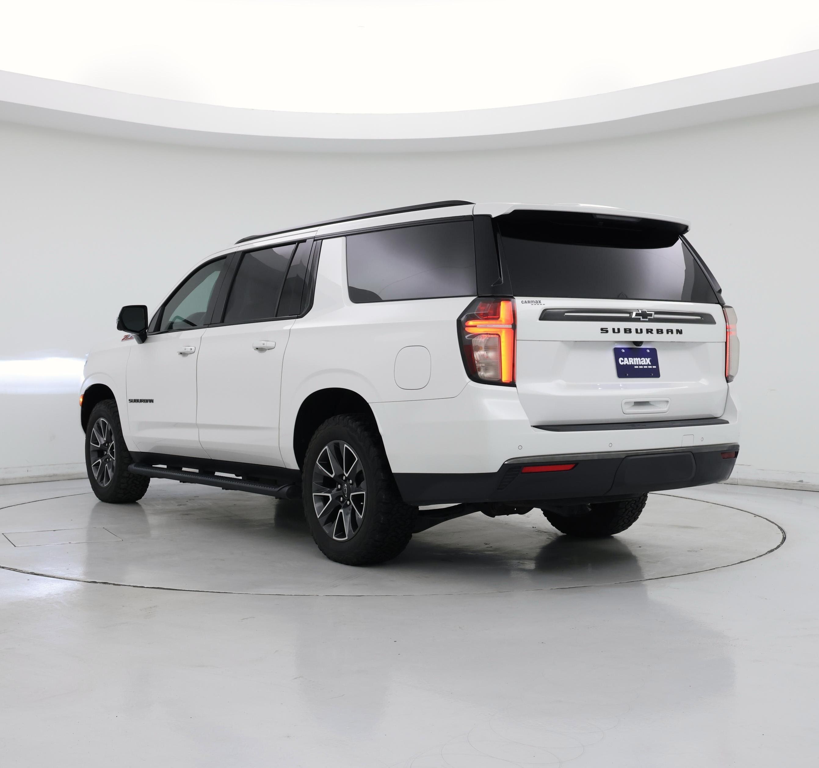 Thumbnail: 2022 Chevrolet Suburban - 2