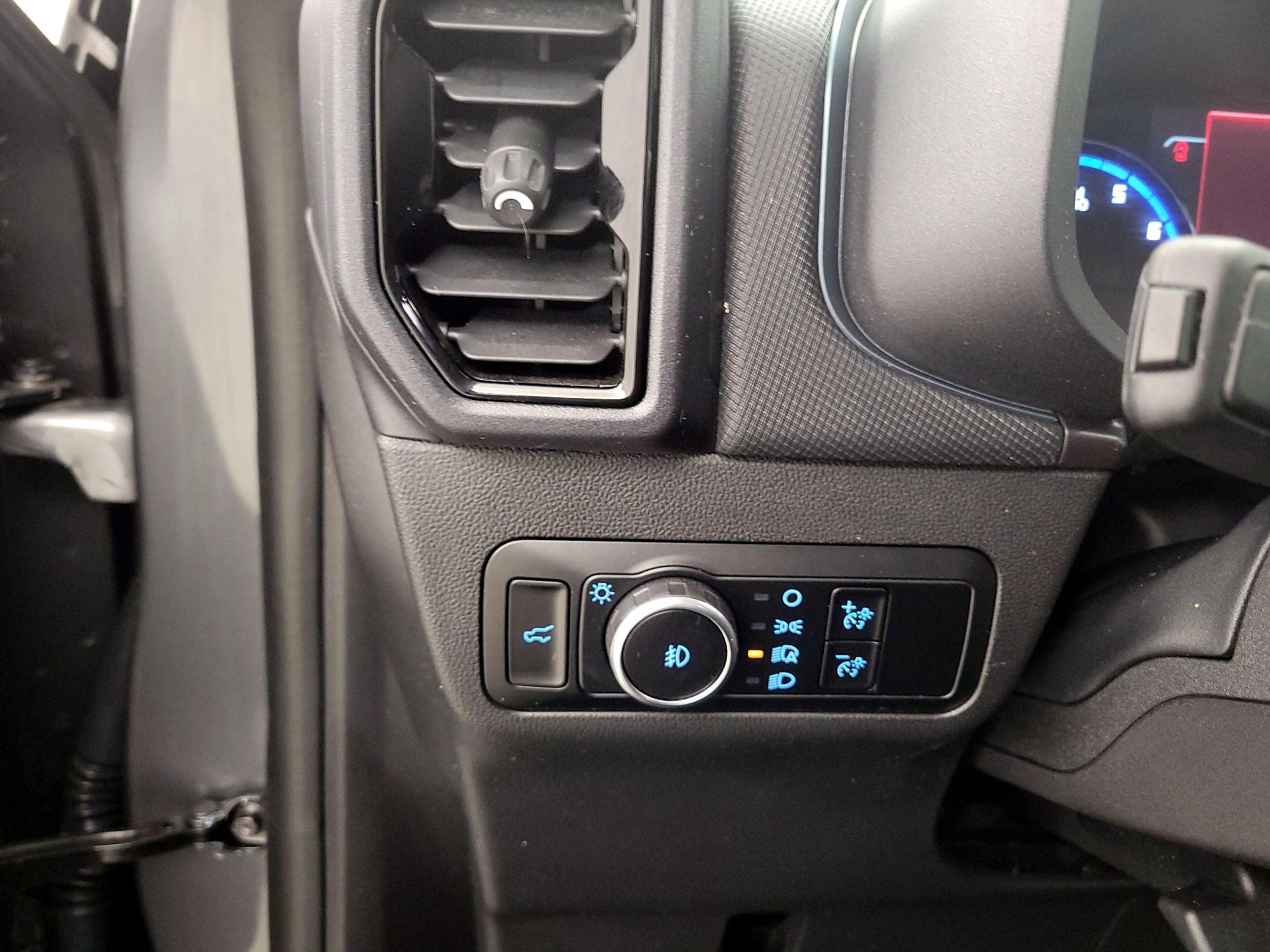 Thumbnail: 2023 Ford Bronco Sport - 13