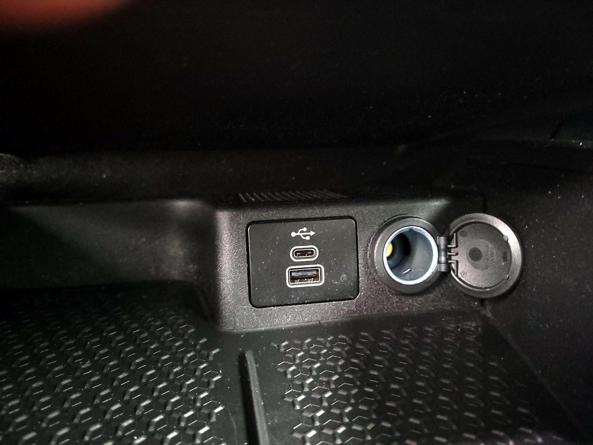 Thumbnail: 2023 Ford Bronco Sport - 18