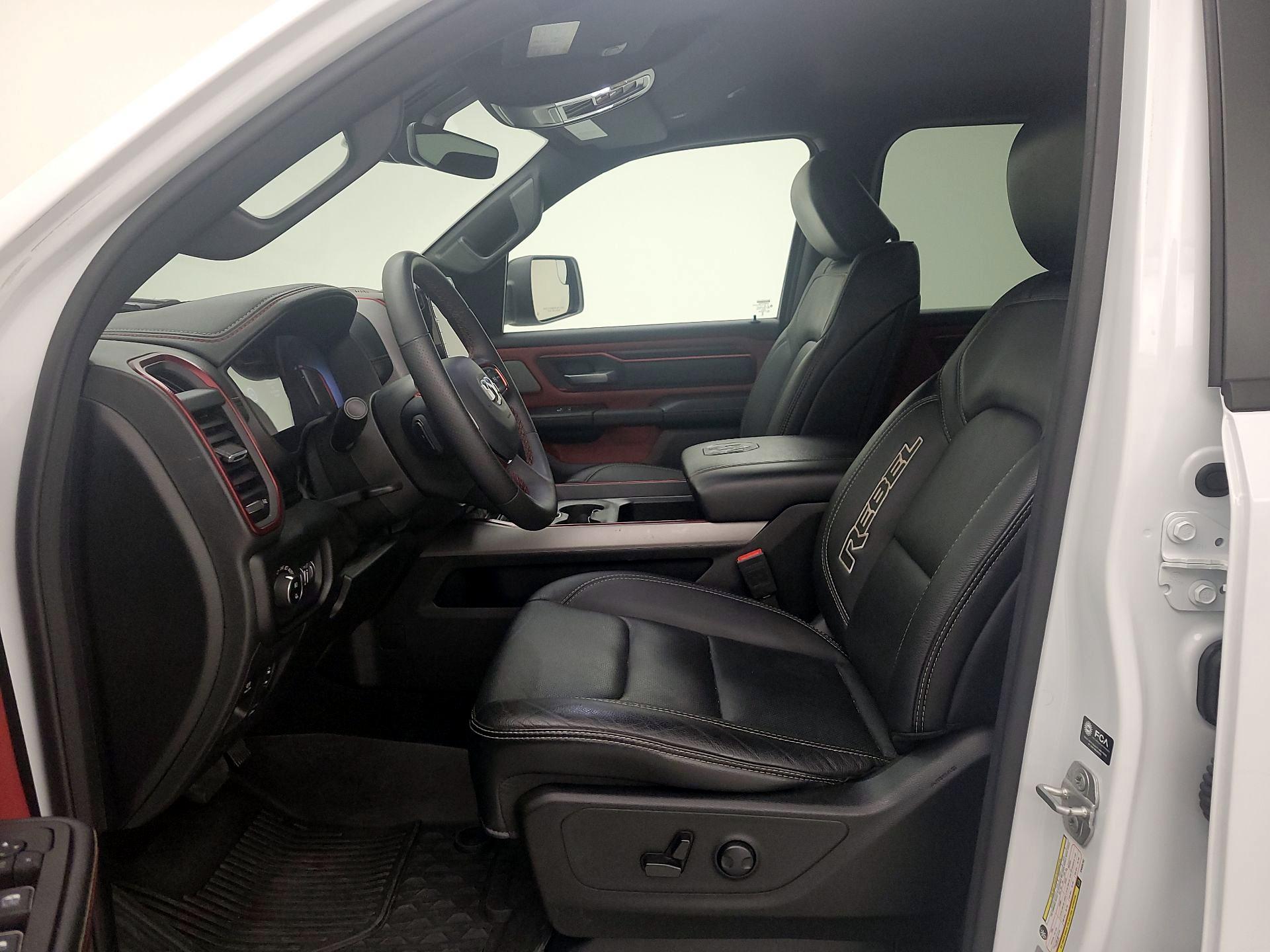 Thumbnail: 2025 RAM 1500 - 11