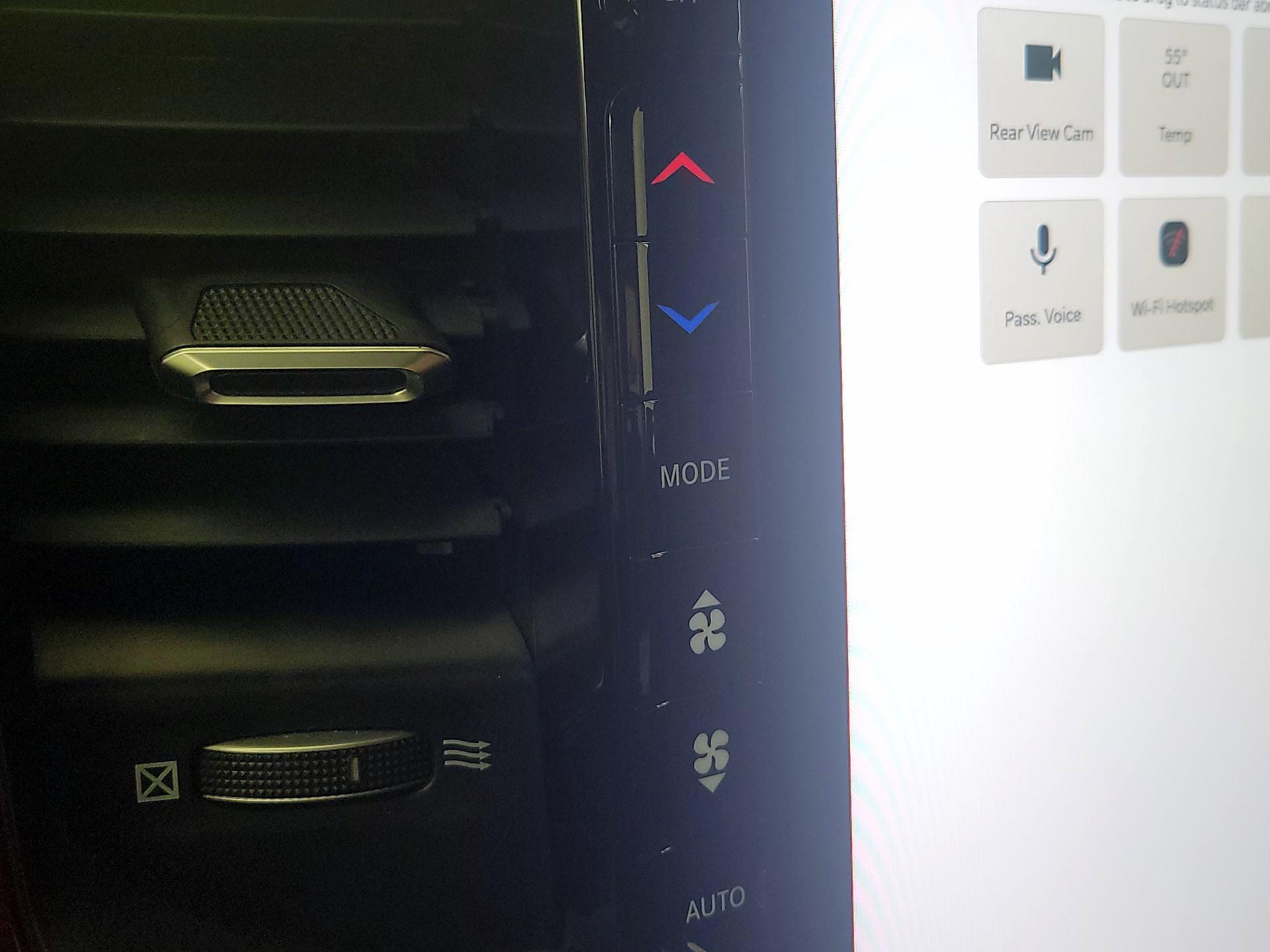 Thumbnail: 2025 RAM 1500 - 17