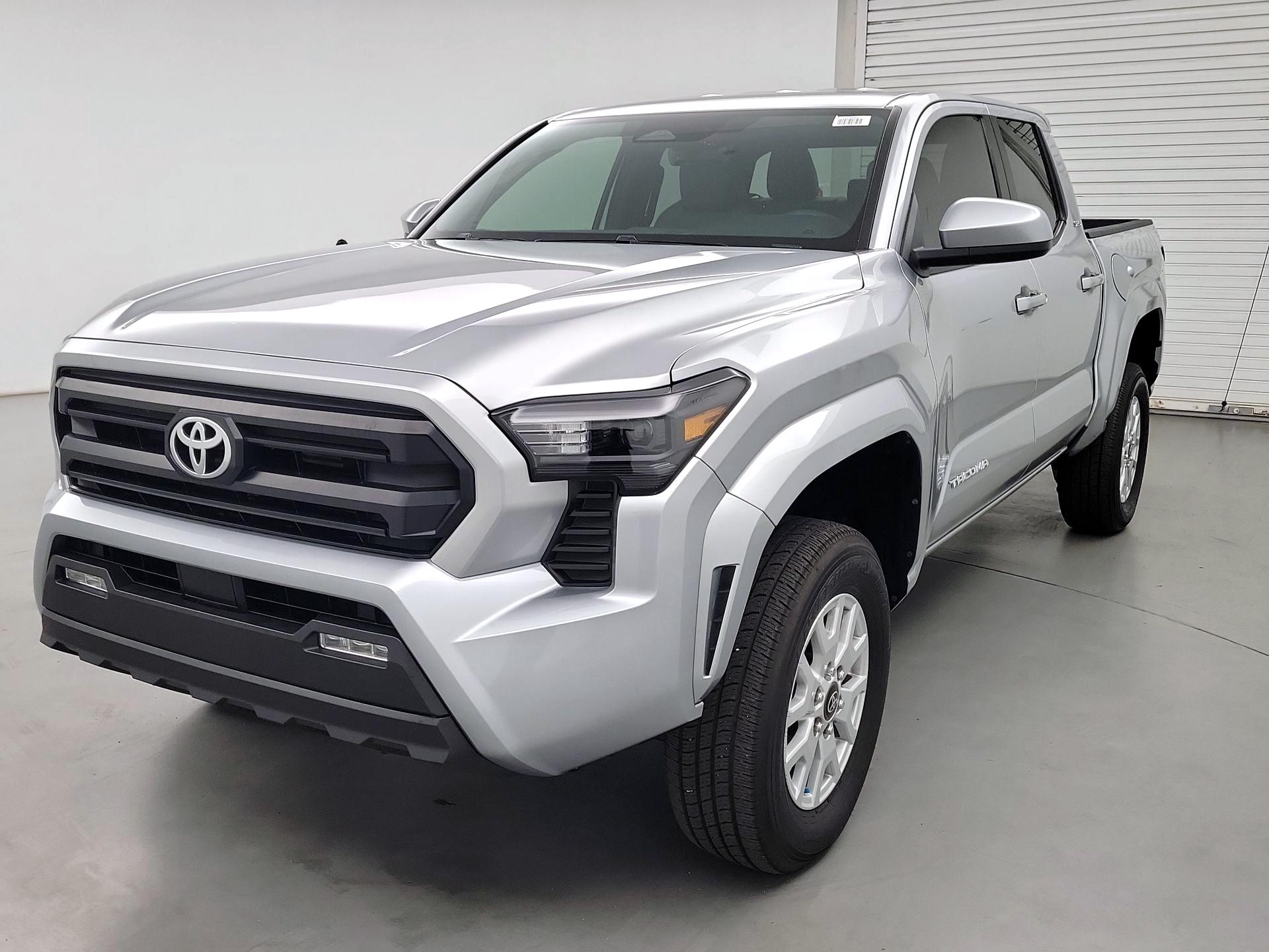 Thumbnail: 2024 Toyota Tacoma - 3