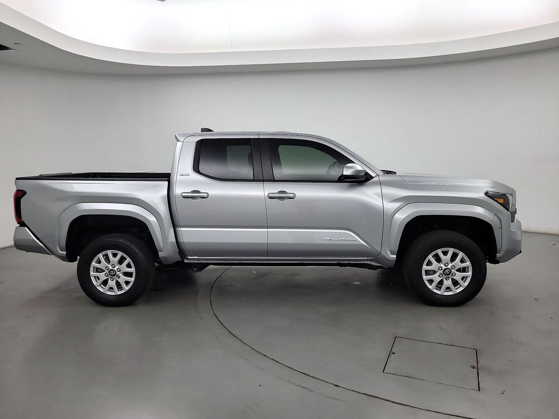 Thumbnail: 2024 Toyota Tacoma - 4