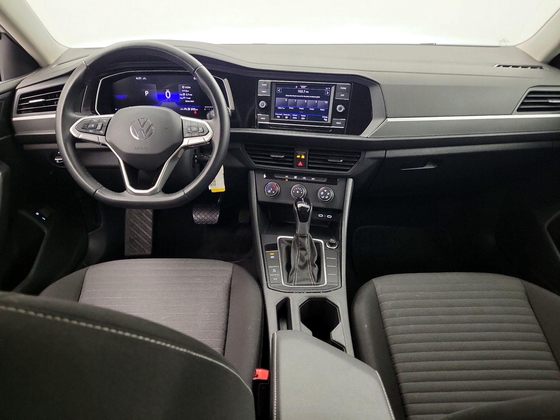 Thumbnail: 2024 Volkswagen Jetta - 8