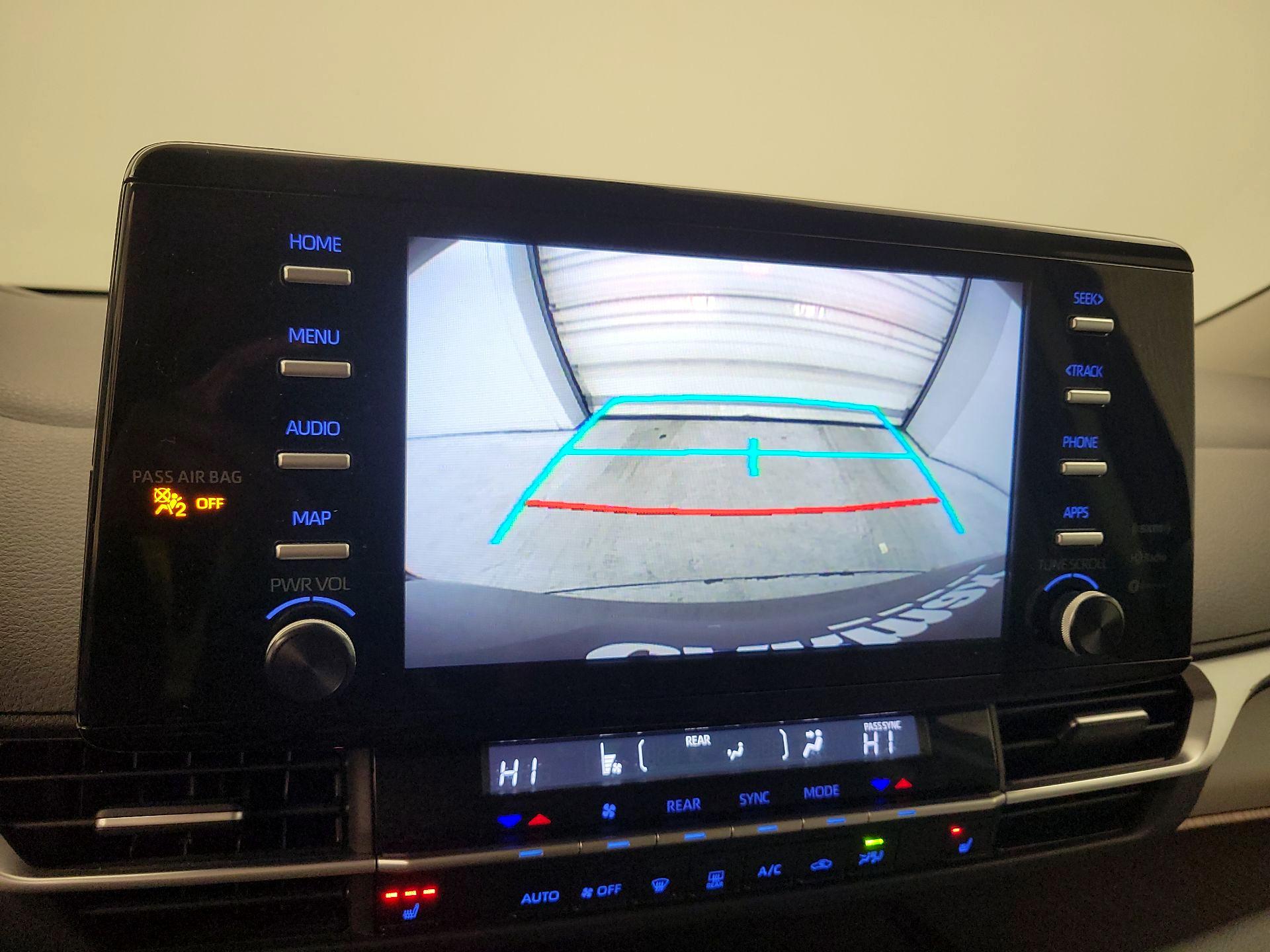 Thumbnail: 2024 Toyota Sienna - 14