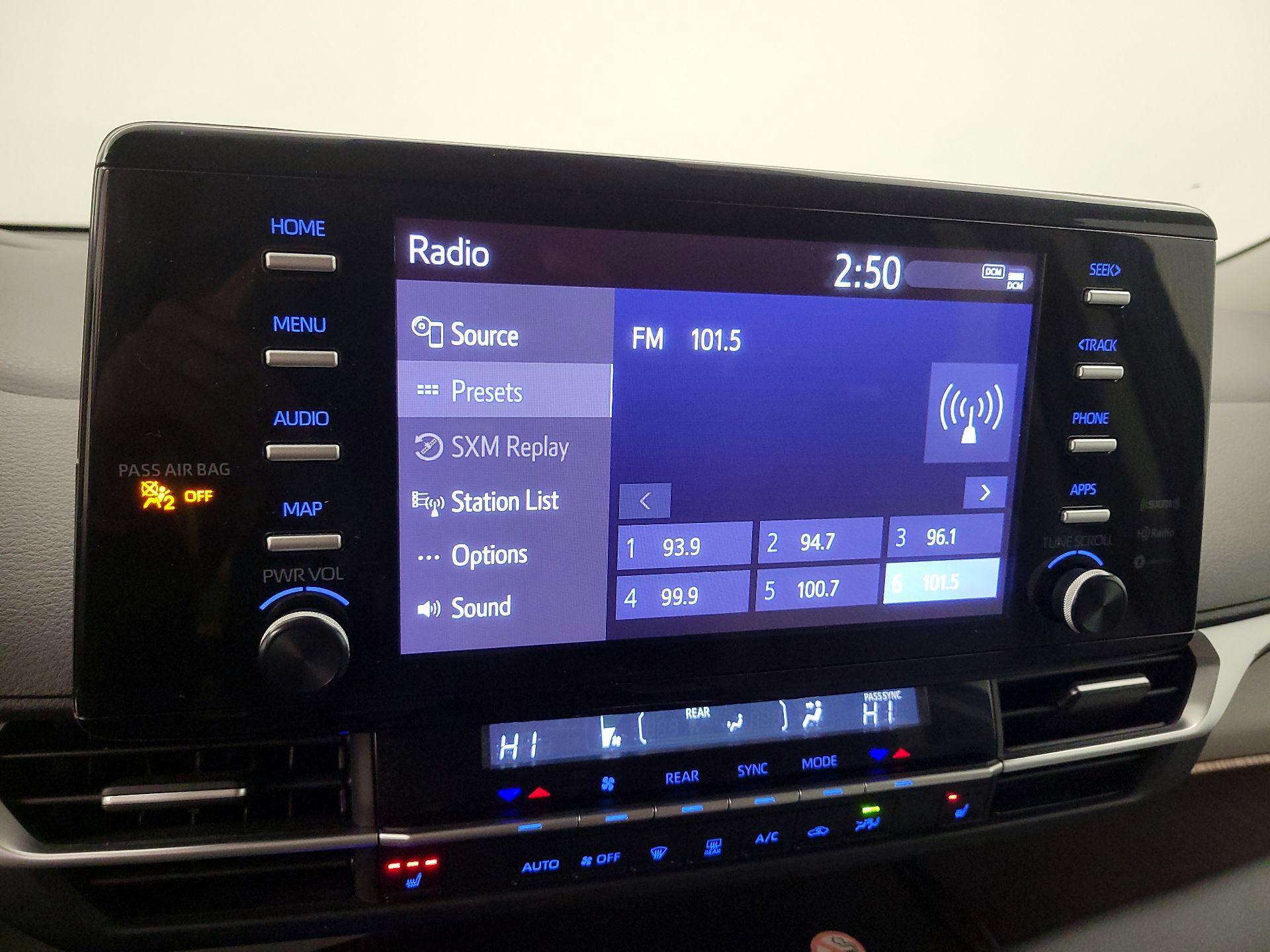 Thumbnail: 2024 Toyota Sienna - 15