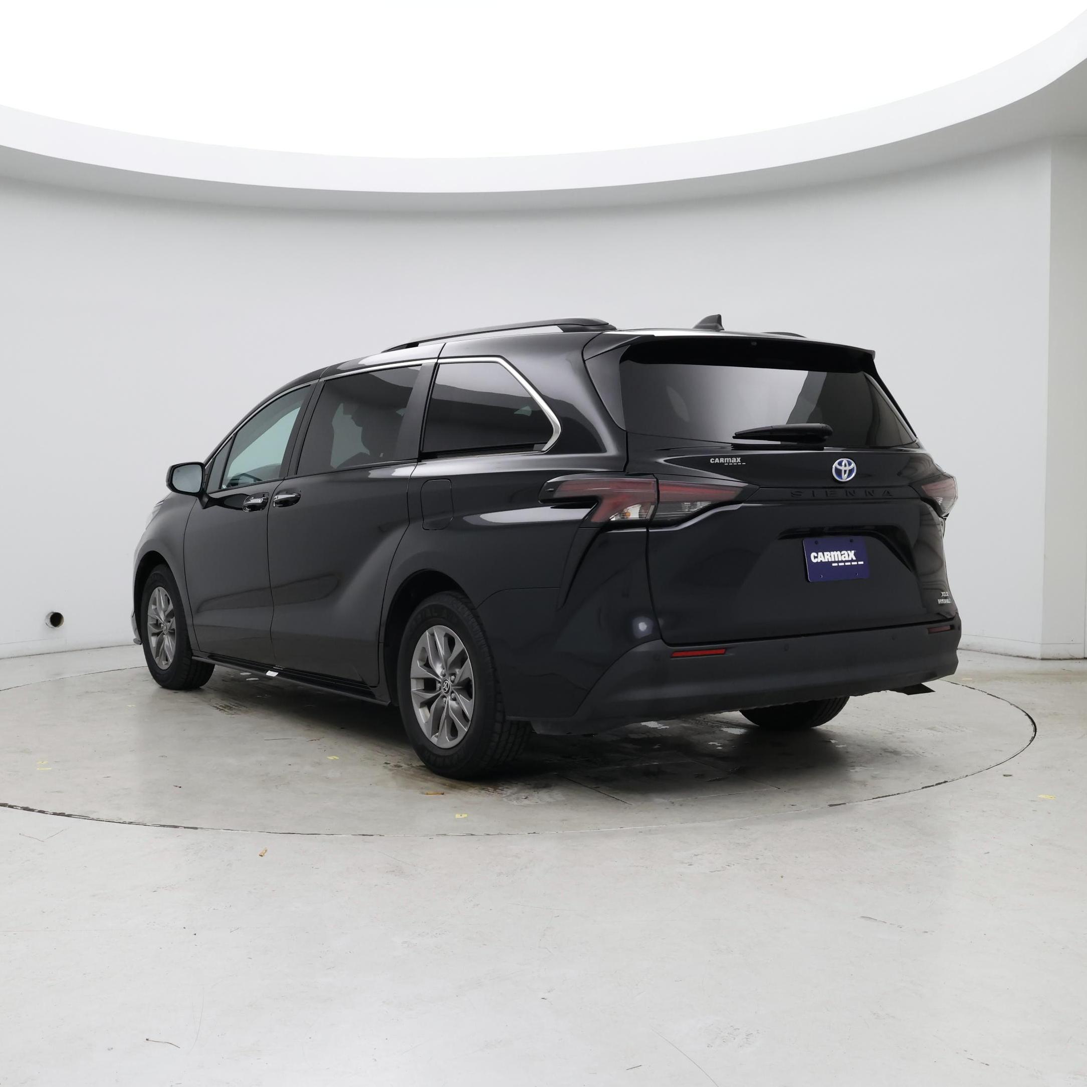 Thumbnail: 2024 Toyota Sienna - 2