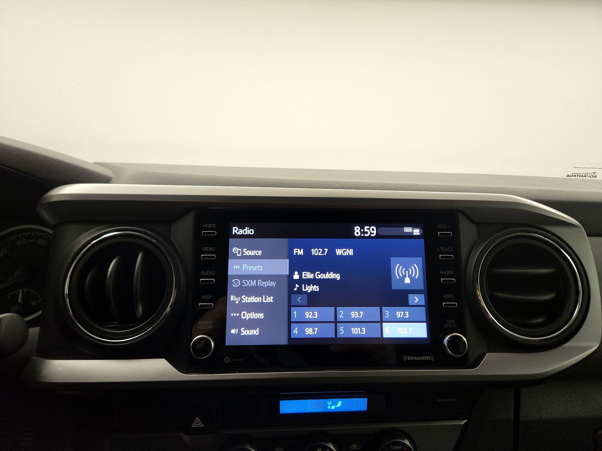 Thumbnail: 2022 Toyota Tacoma - 13