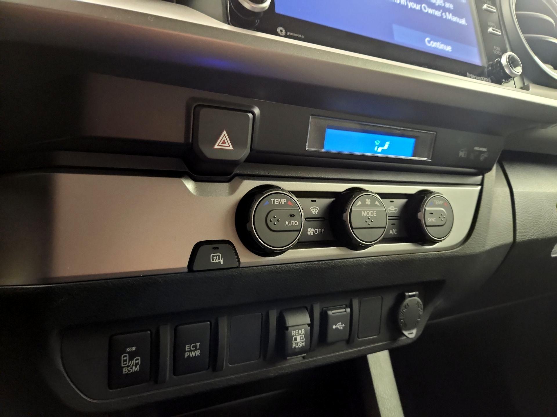 Thumbnail: 2022 Toyota Tacoma - 14