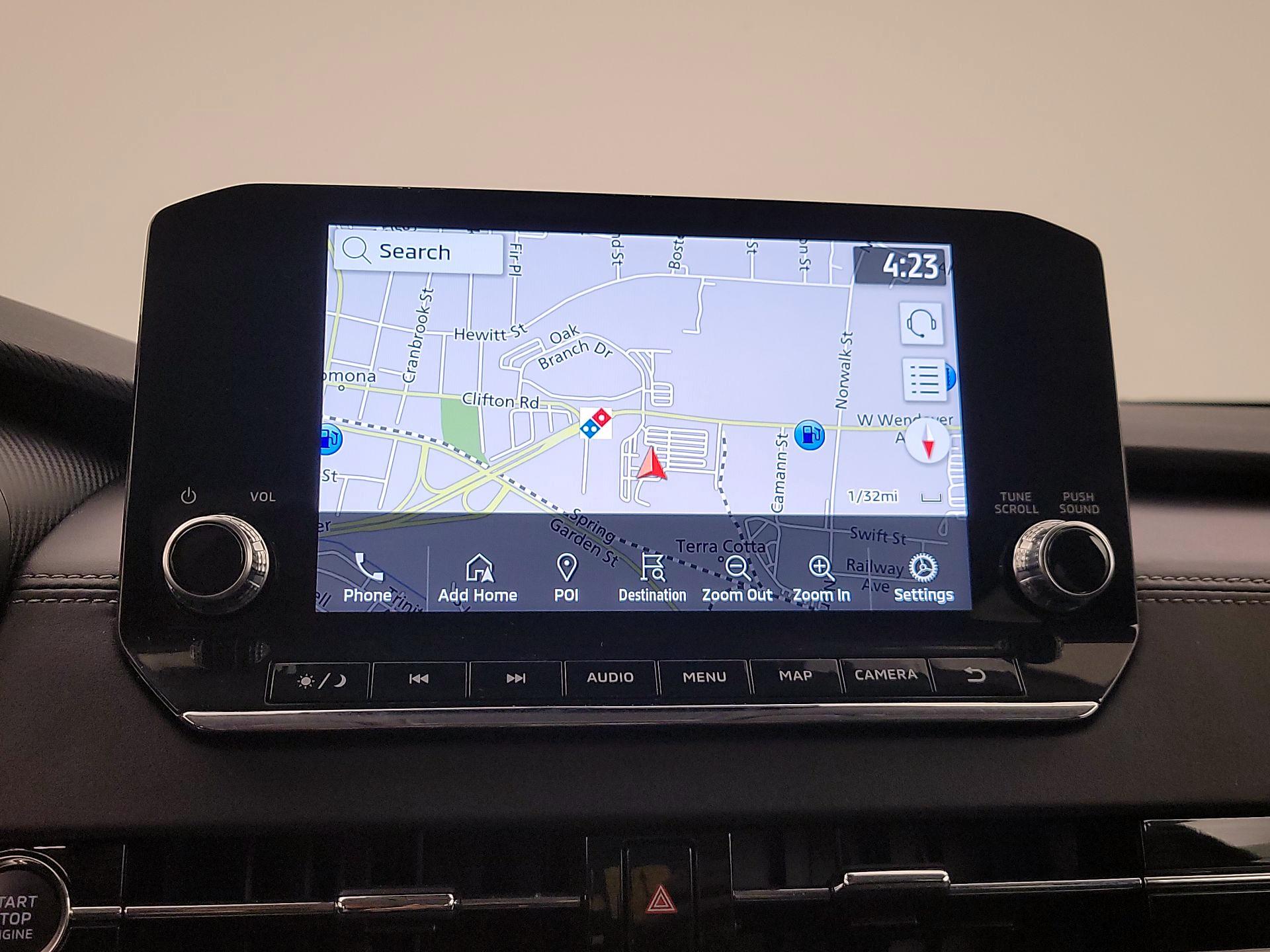 Thumbnail: 2024 Mitsubishi Outlander - 14