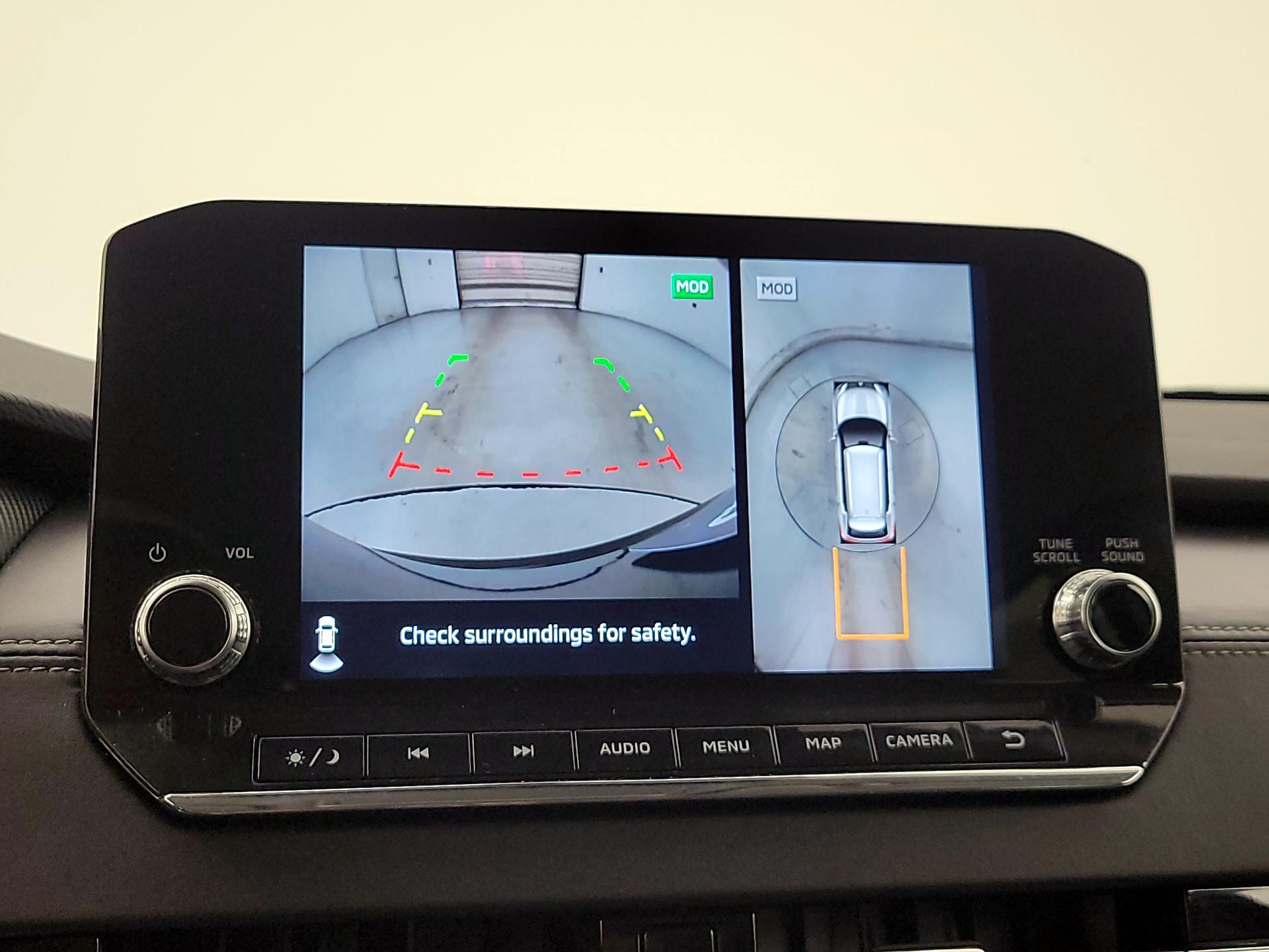 Thumbnail: 2024 Mitsubishi Outlander - 15