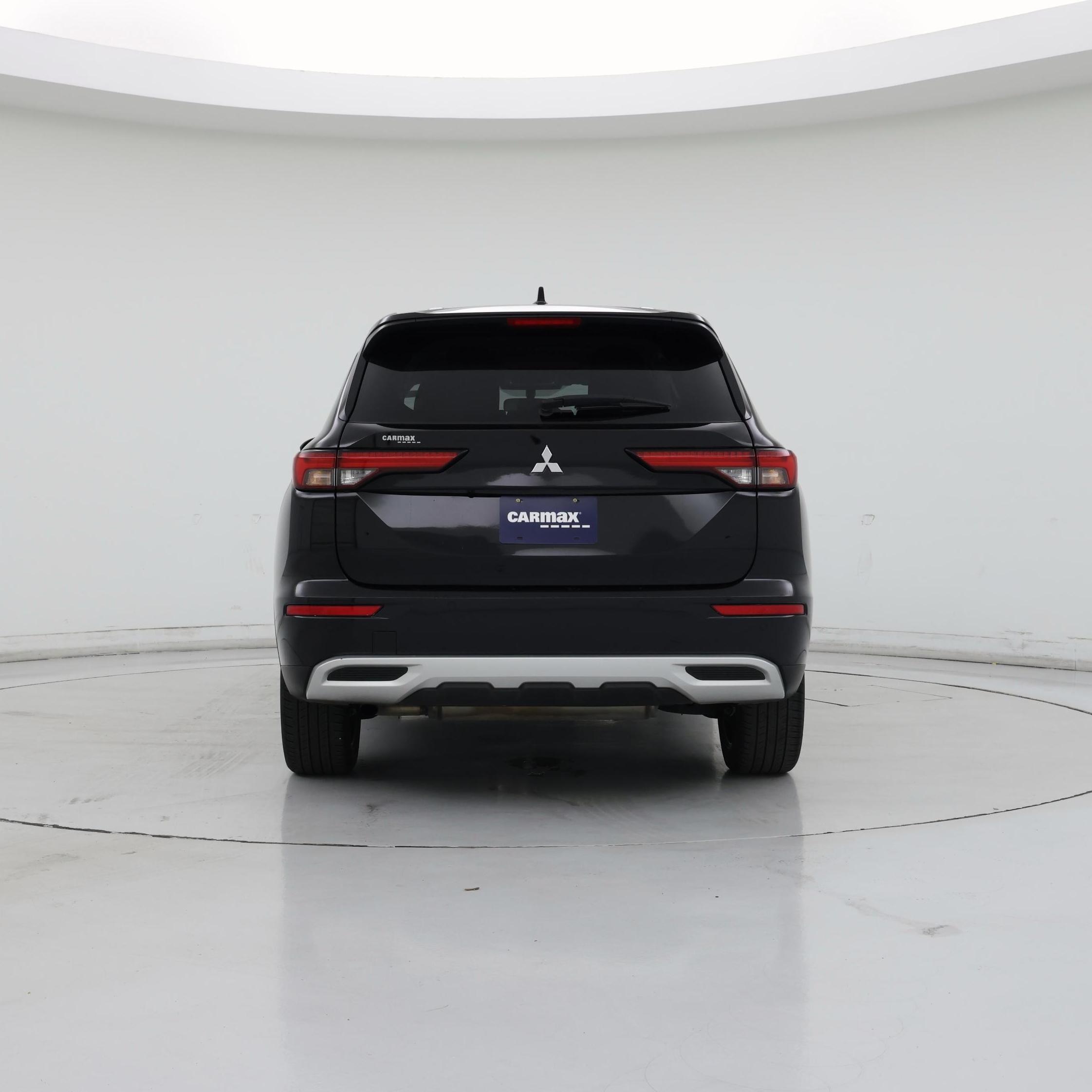 Thumbnail: 2024 Mitsubishi Outlander - 6